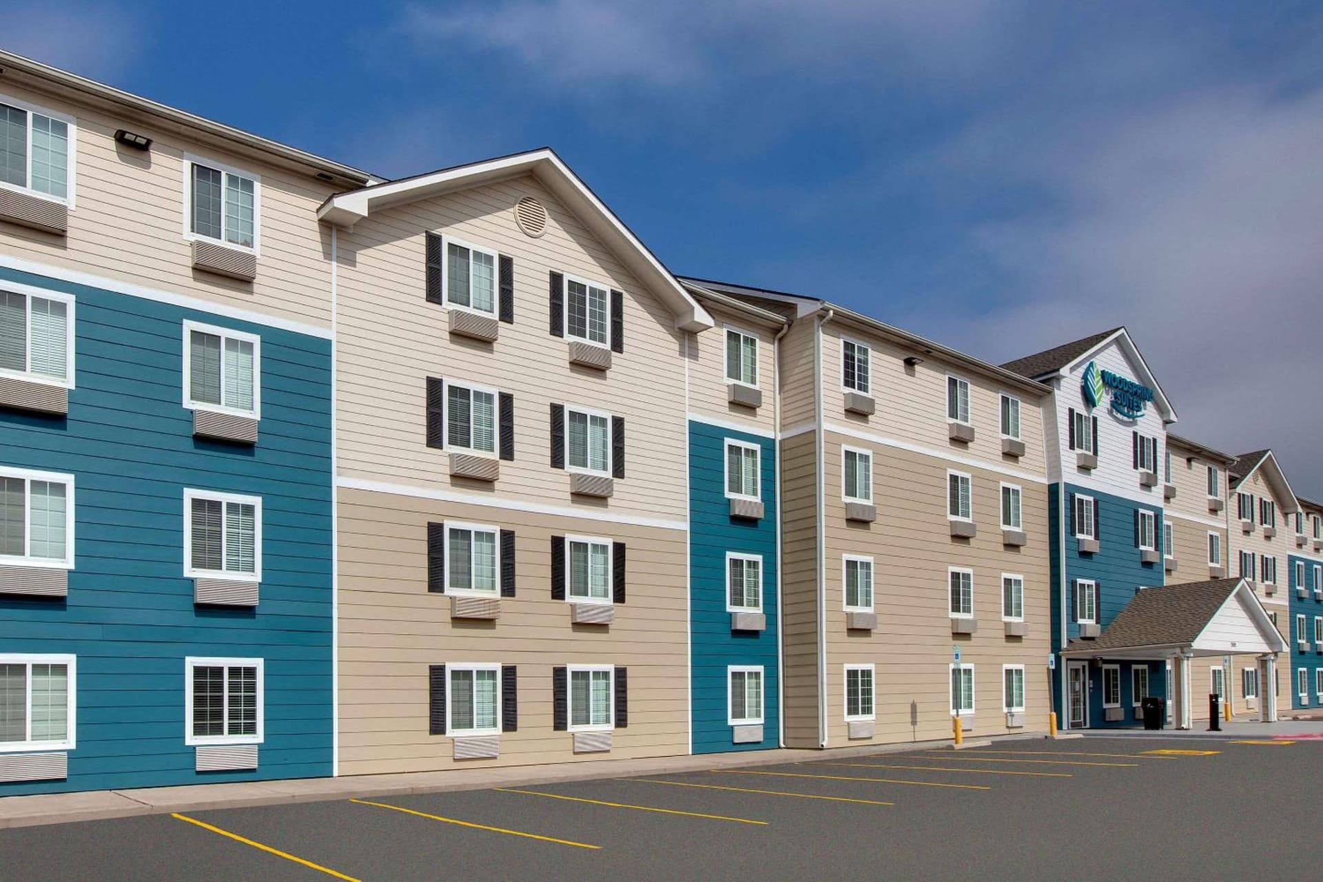 WoodSpring Suites Harlingen interior in Harlingen, TX — gallery photo 2