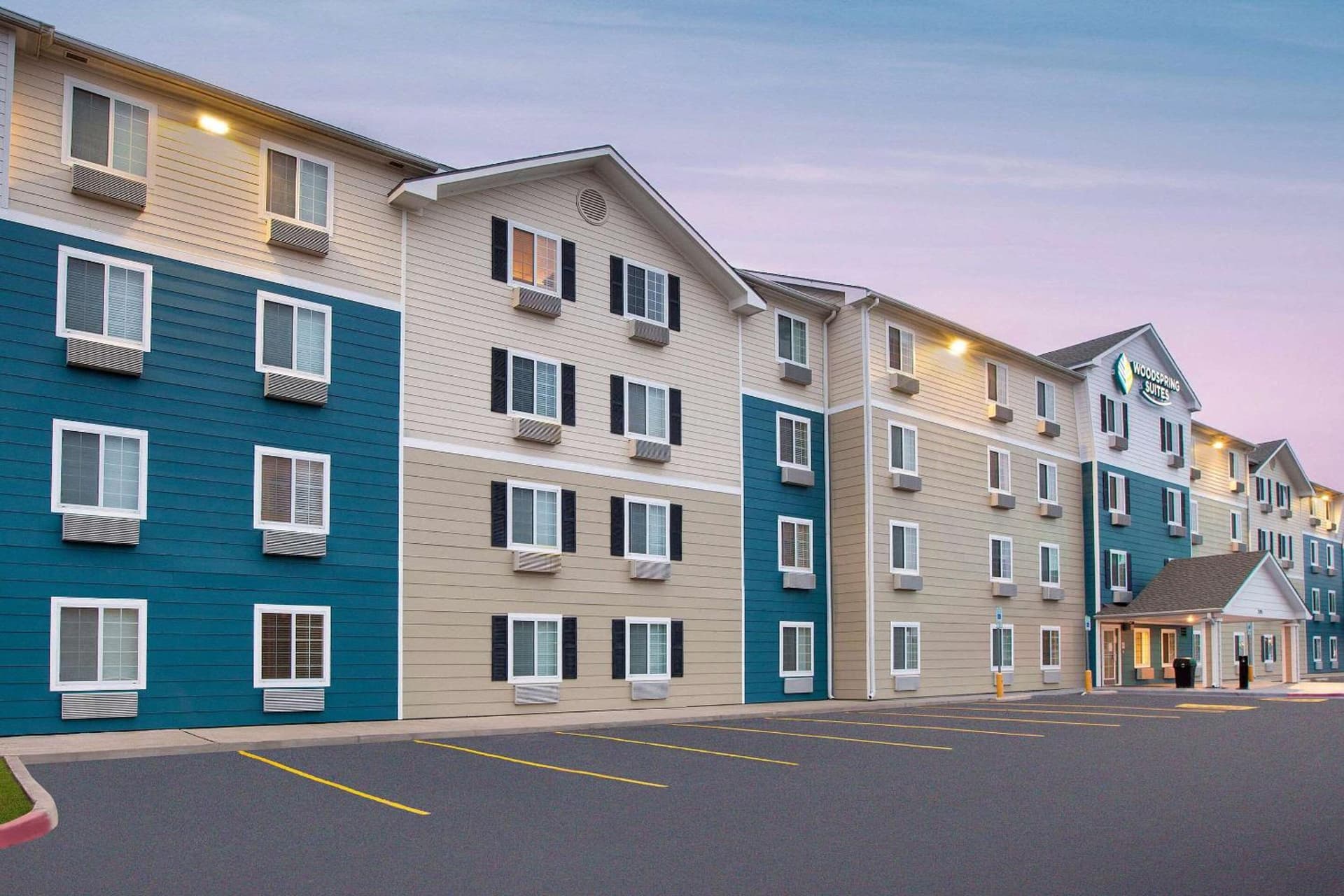 WoodSpring Suites Harlingen property views in Harlingen, TX — gallery photo 3