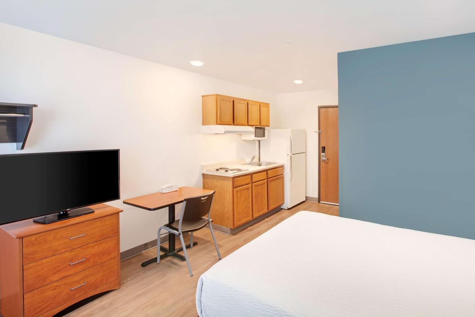 WoodSpring Suites Harlingen gallery photo in Harlingen, TX — image 9