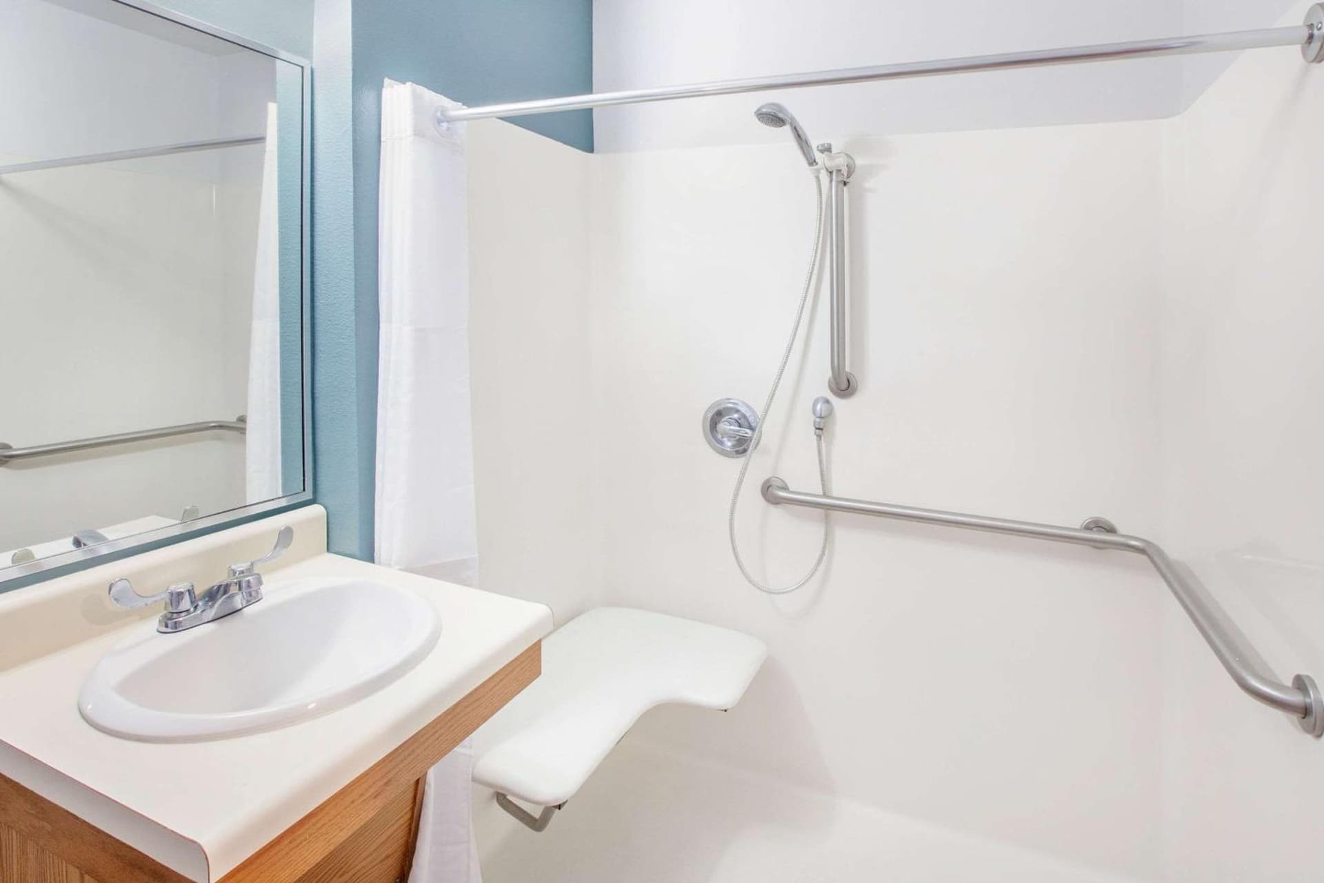WoodSpring Suites Harlingen gallery photo in Harlingen, TX — image 7
