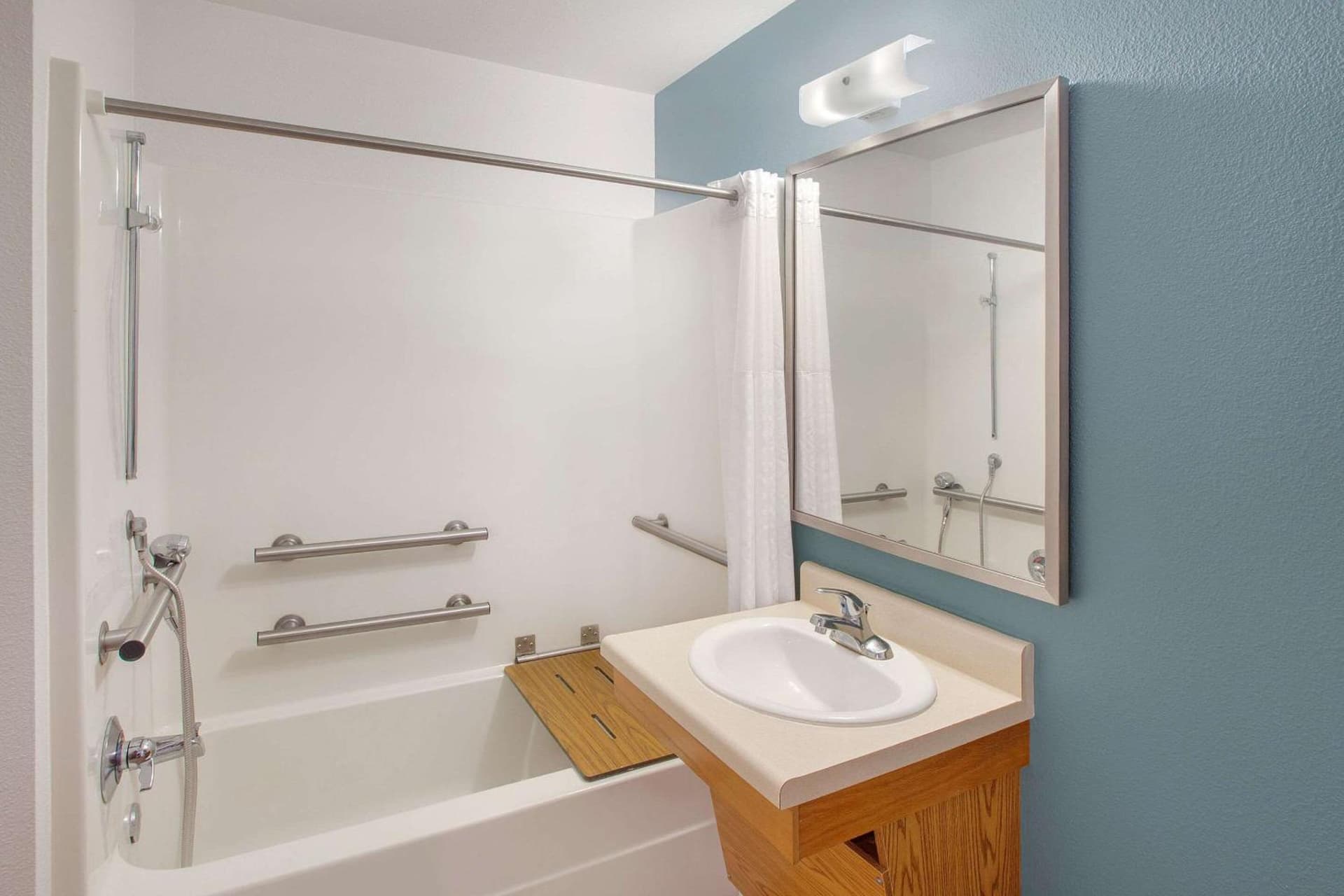 WoodSpring Suites Harlingen gallery photo in Harlingen, TX — image 5