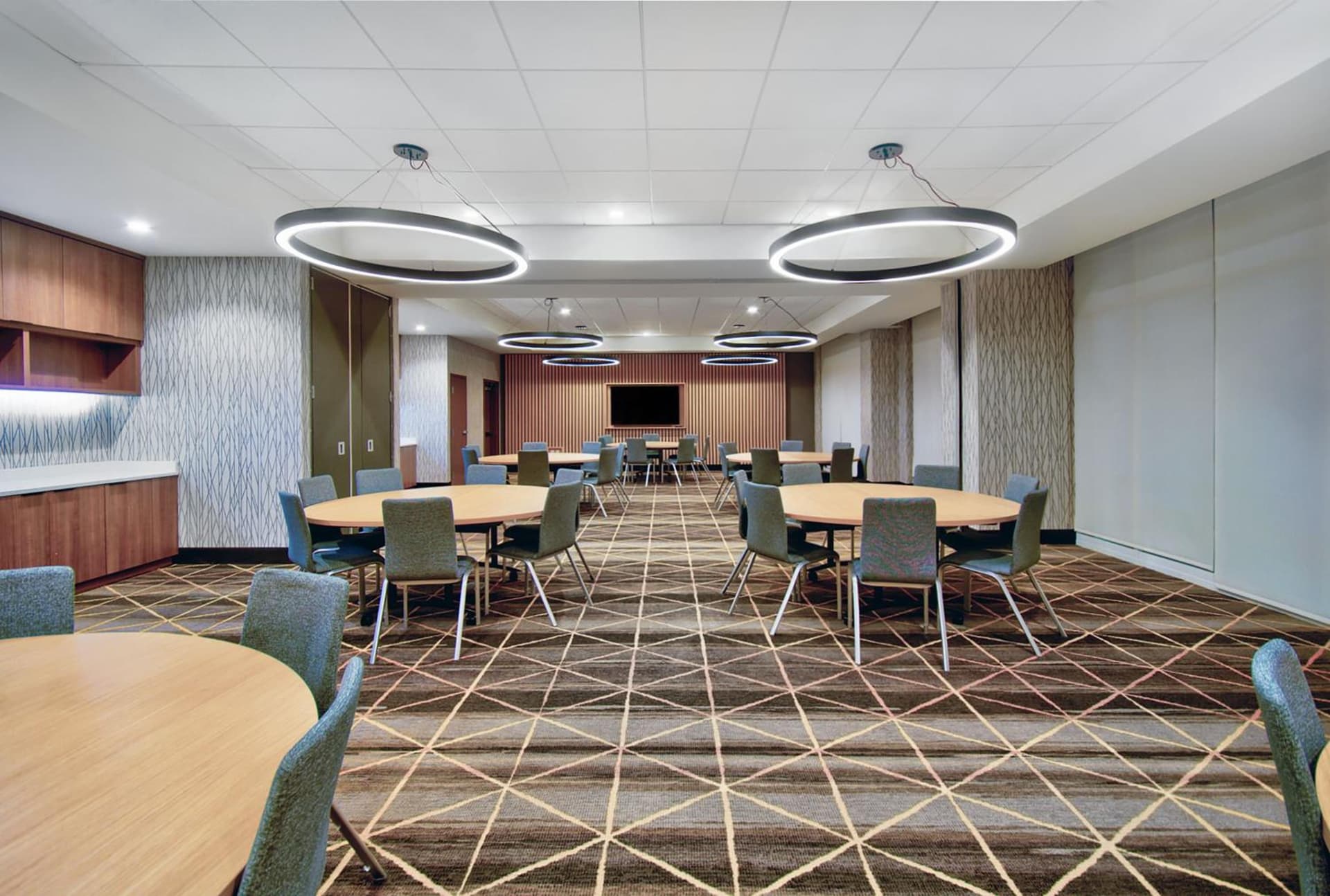 Holiday Inn - Erie by IHG gallery photo in Erie, PA — image 18