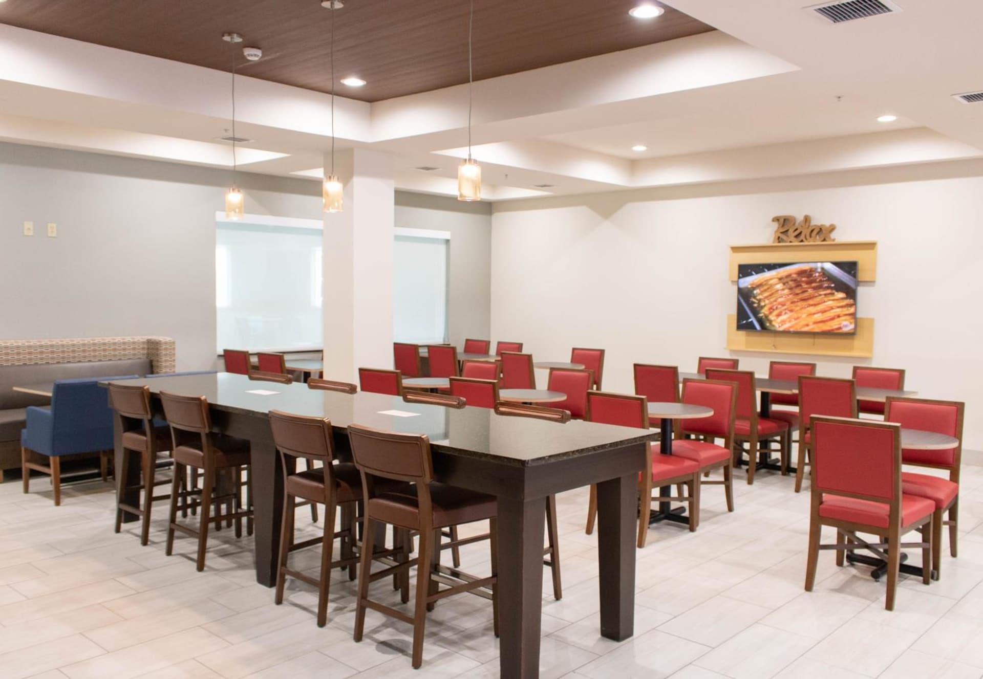 Holiday Inn Express Hotel & Suites Temple-Medical Center Area by IHG gallery photo in Temple, TX — image 12