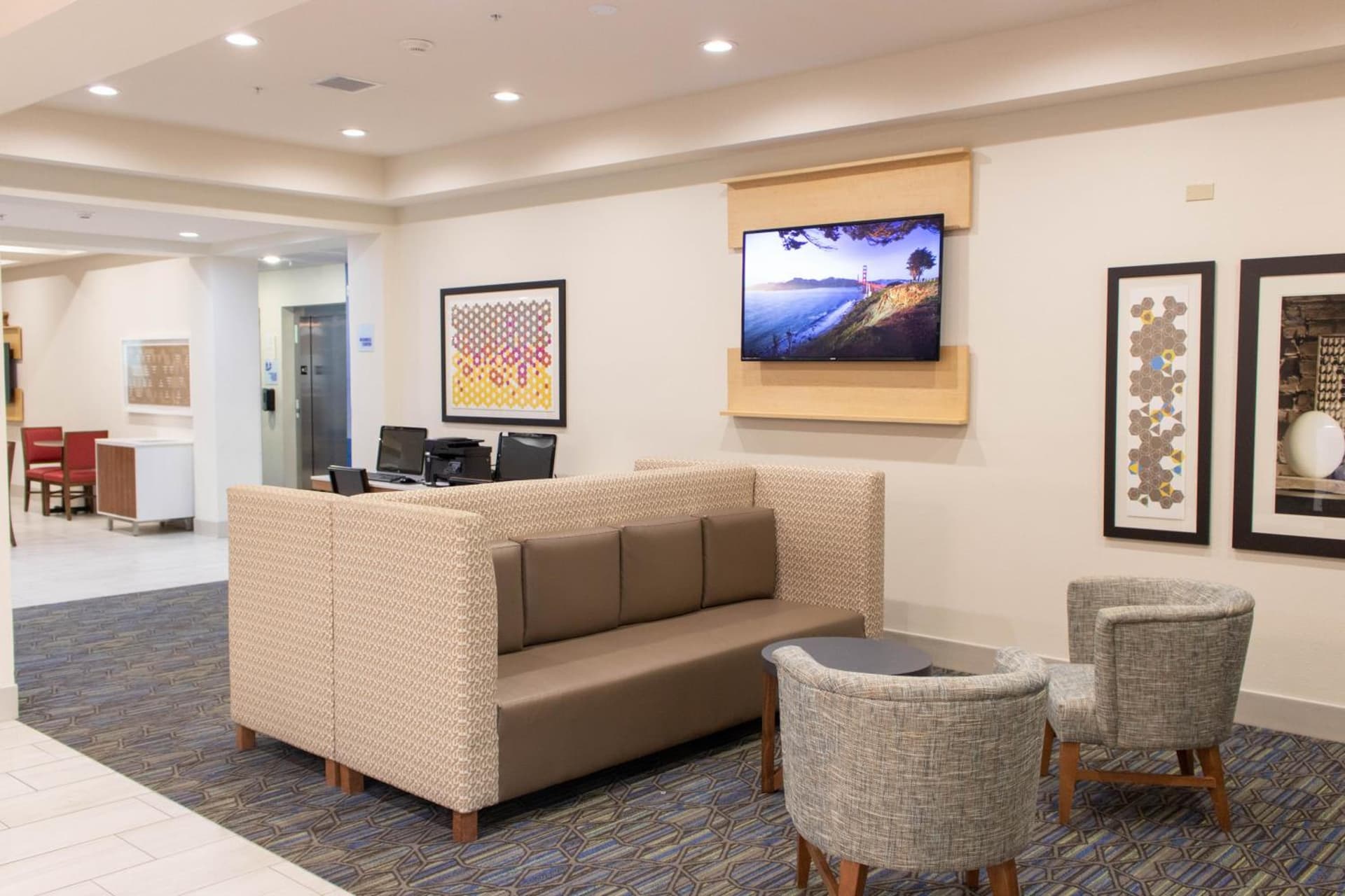 Holiday Inn Express Hotel & Suites Temple-Medical Center Area by IHG gallery photo in Temple, TX — image 14