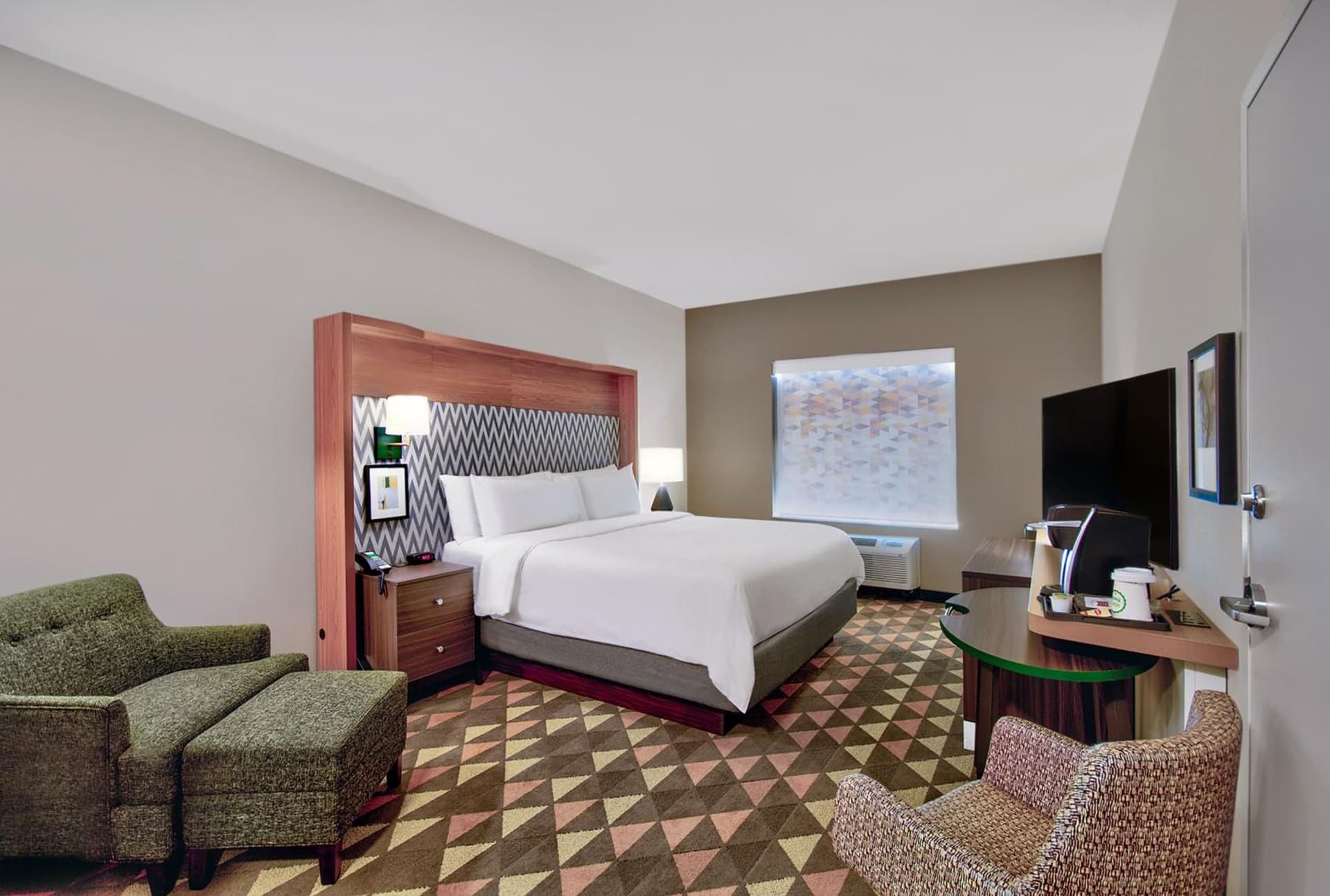 Holiday Inn - Erie by IHG gallery photo in Erie, PA — image 13