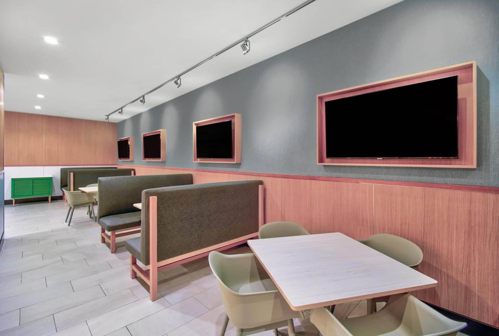 Holiday Inn - Erie by IHG gallery photo in Erie, PA — image 72