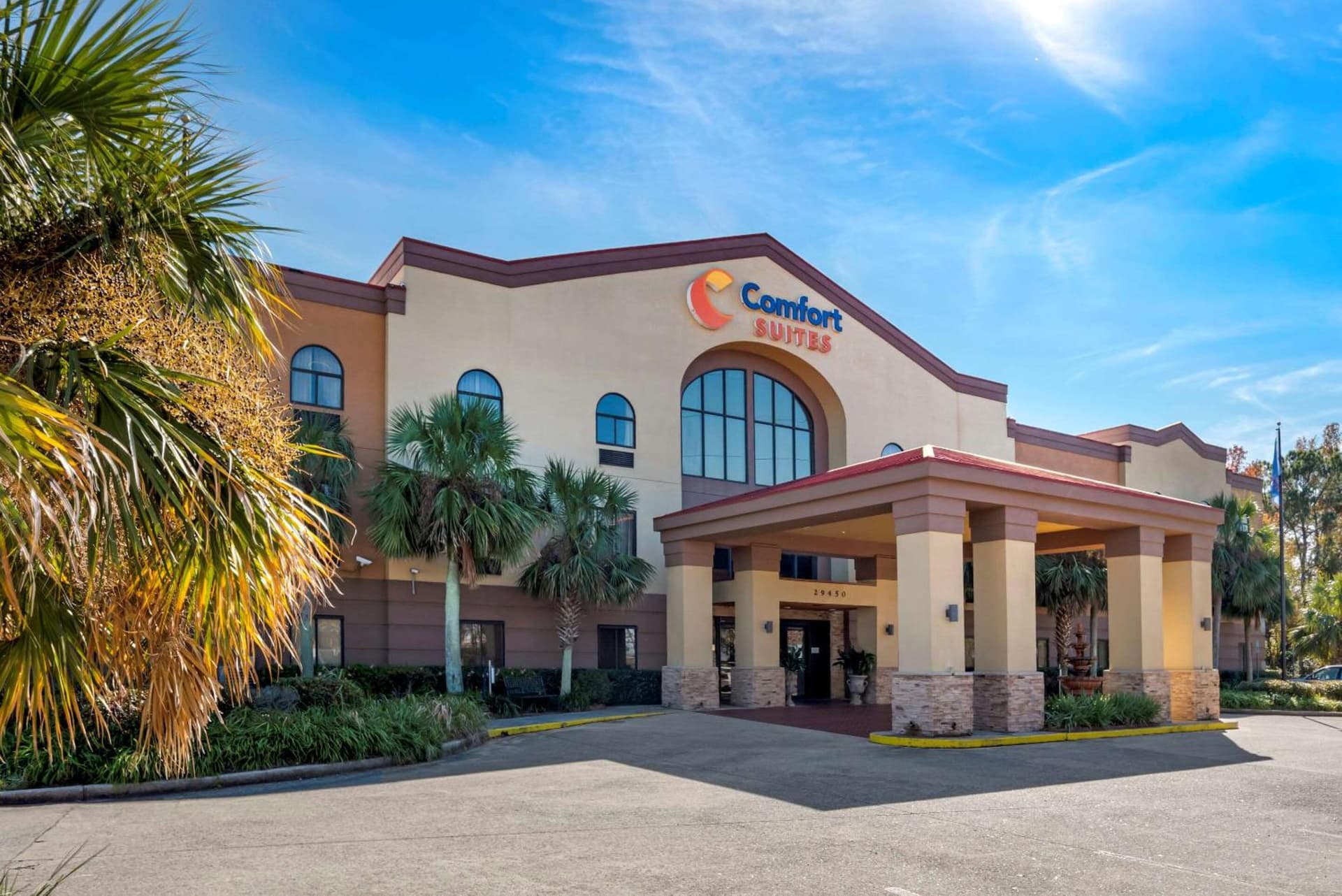 Comfort Suites Daphne - Mobile East Bay interior in Daphne, AL — gallery photo 2