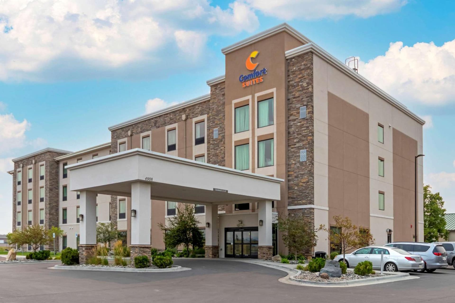 Comfort Suites Billings featured exterior or lobby in Billings, MT — similar hotel