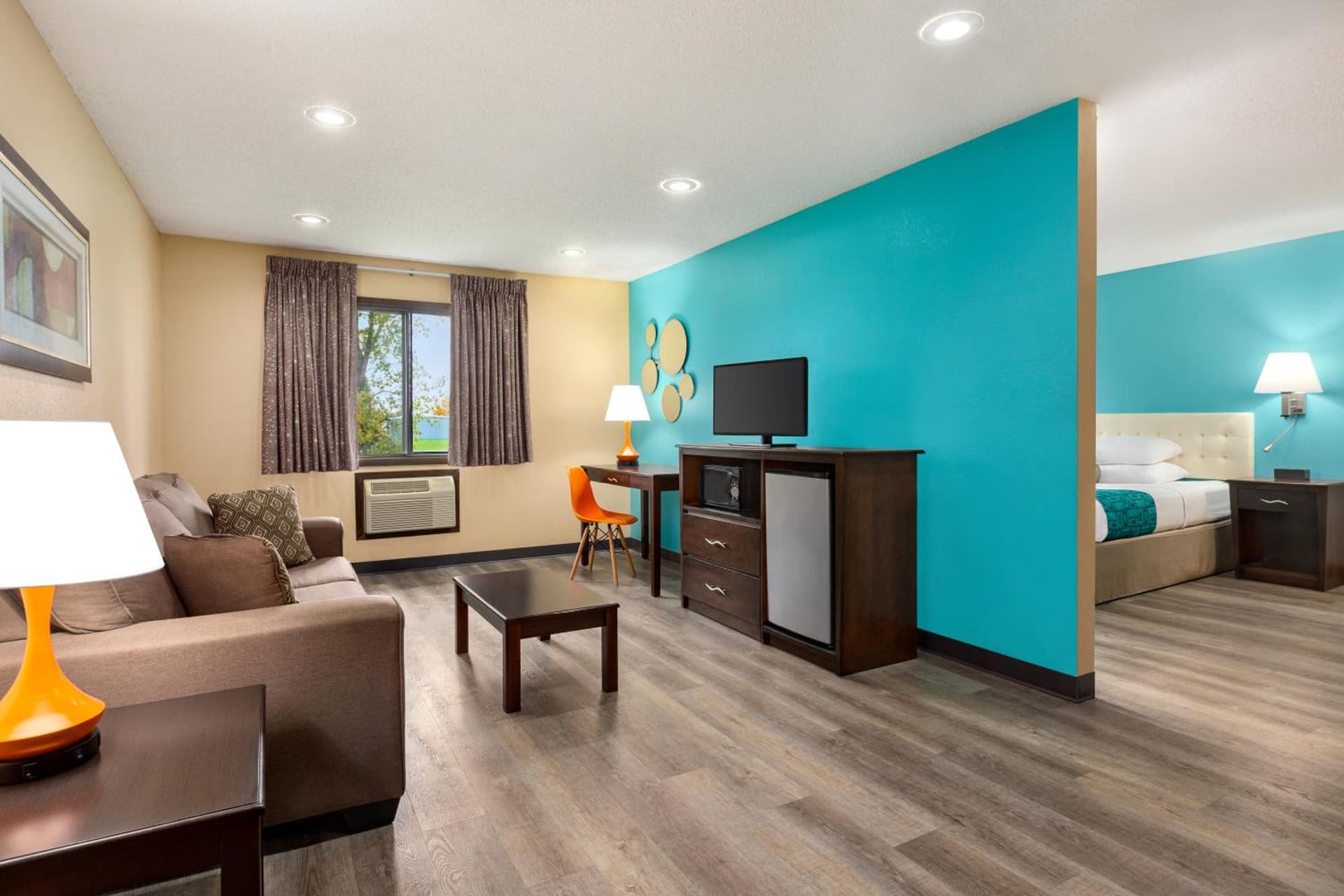 Howard Johnson by Wyndham Waterloo/Cedar Falls gallery photo in Waterloo, IA — image 14