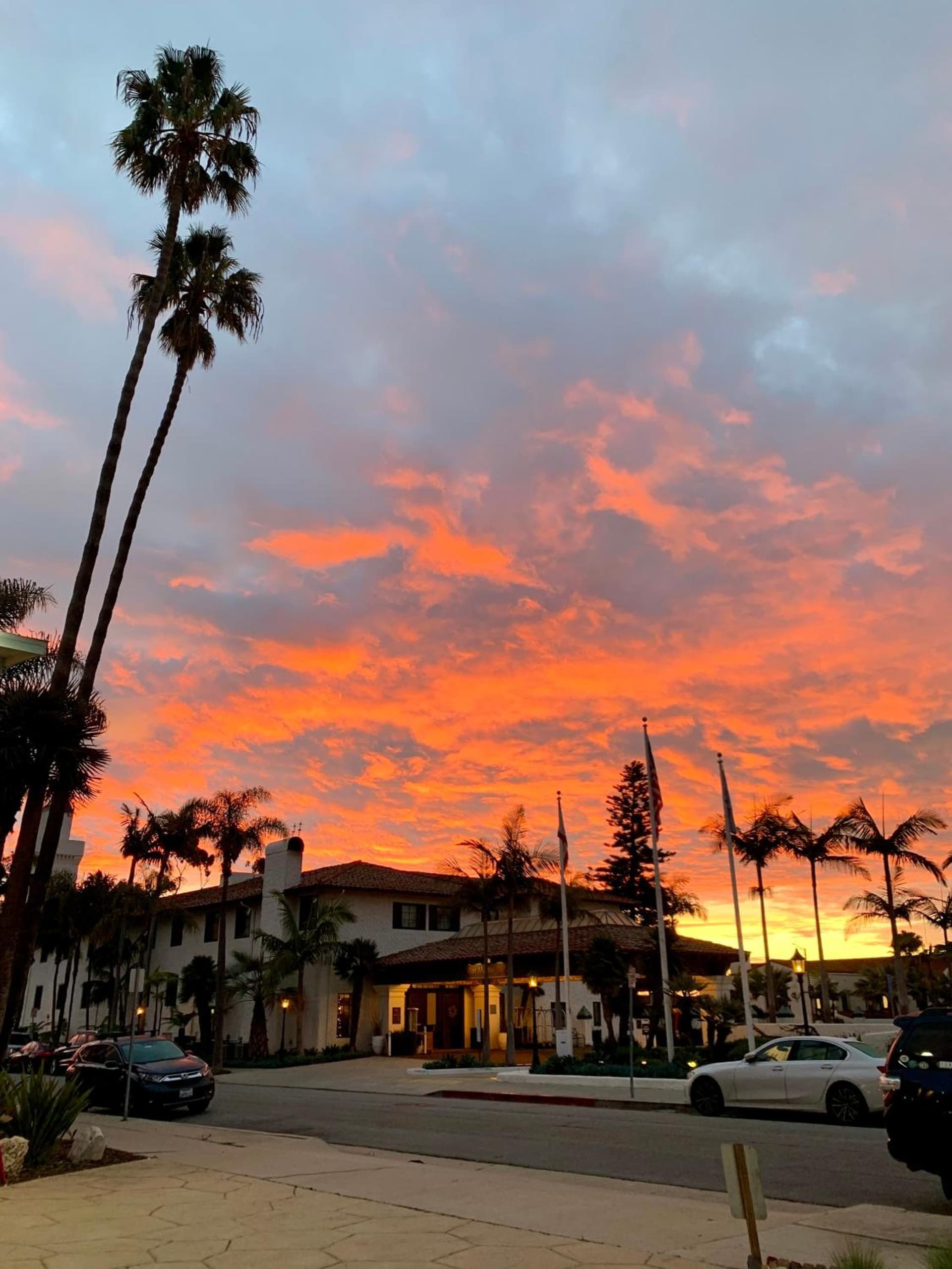Inn at East Beach gallery photo in Santa Barbara, CA — image 18