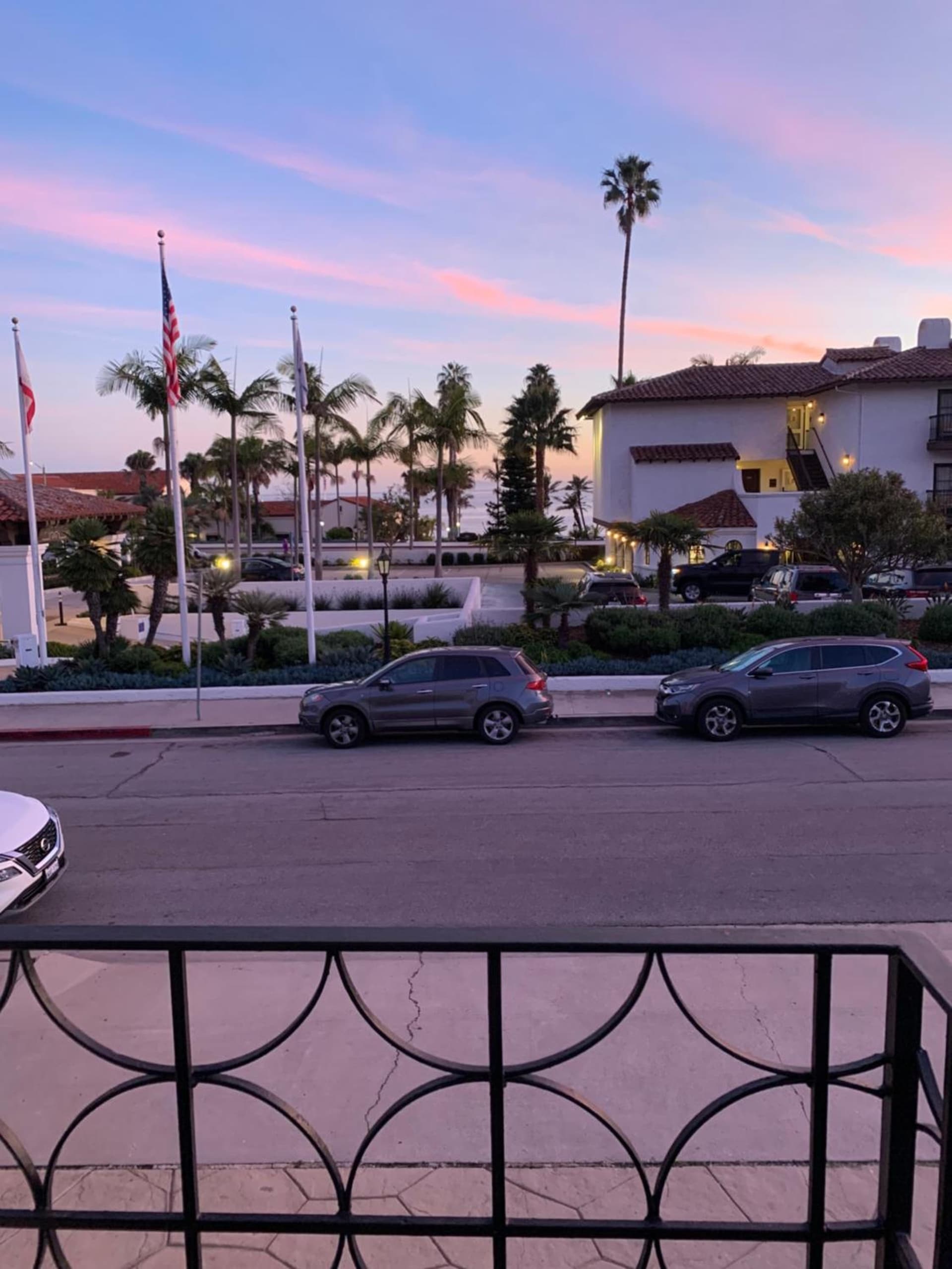 Inn at East Beach gallery photo in Santa Barbara, CA — image 14