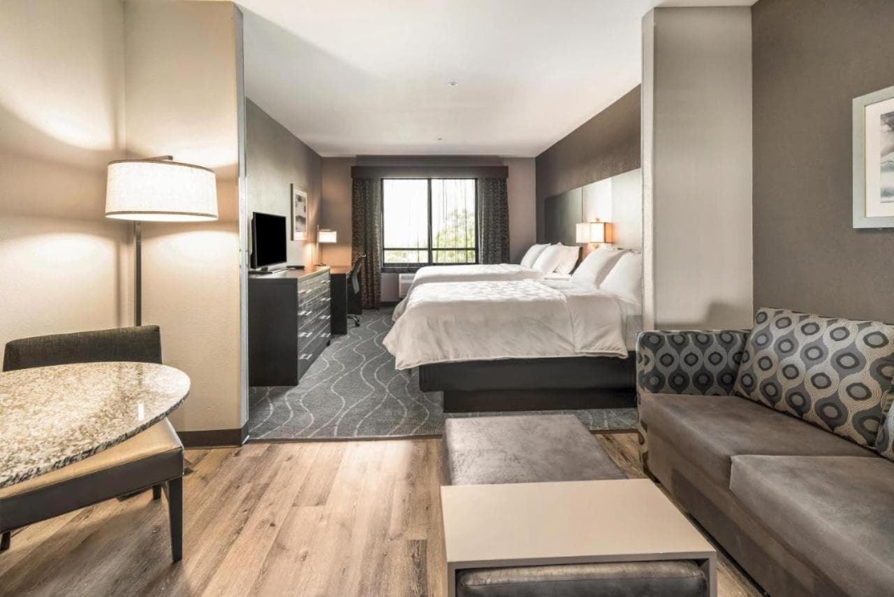 Holiday Inn & Suites Silicon Valley - Milpitas by IHG property views in Milpitas, CA — gallery photo 3