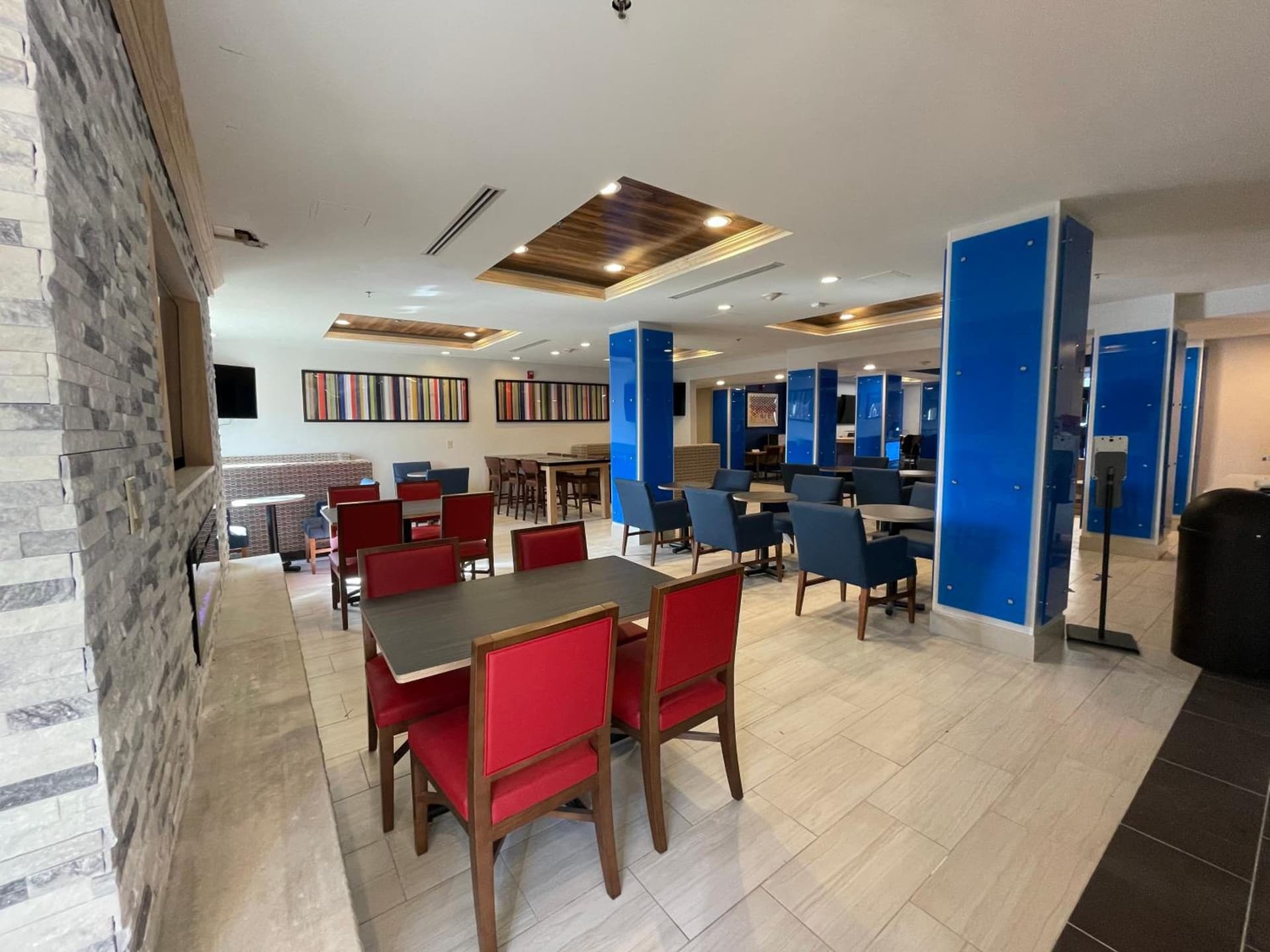 Holiday Inn Express & Suites Columbia - East Elkridge, Jessup an IHG Hotel property views in Elkridge, MD — gallery photo 3