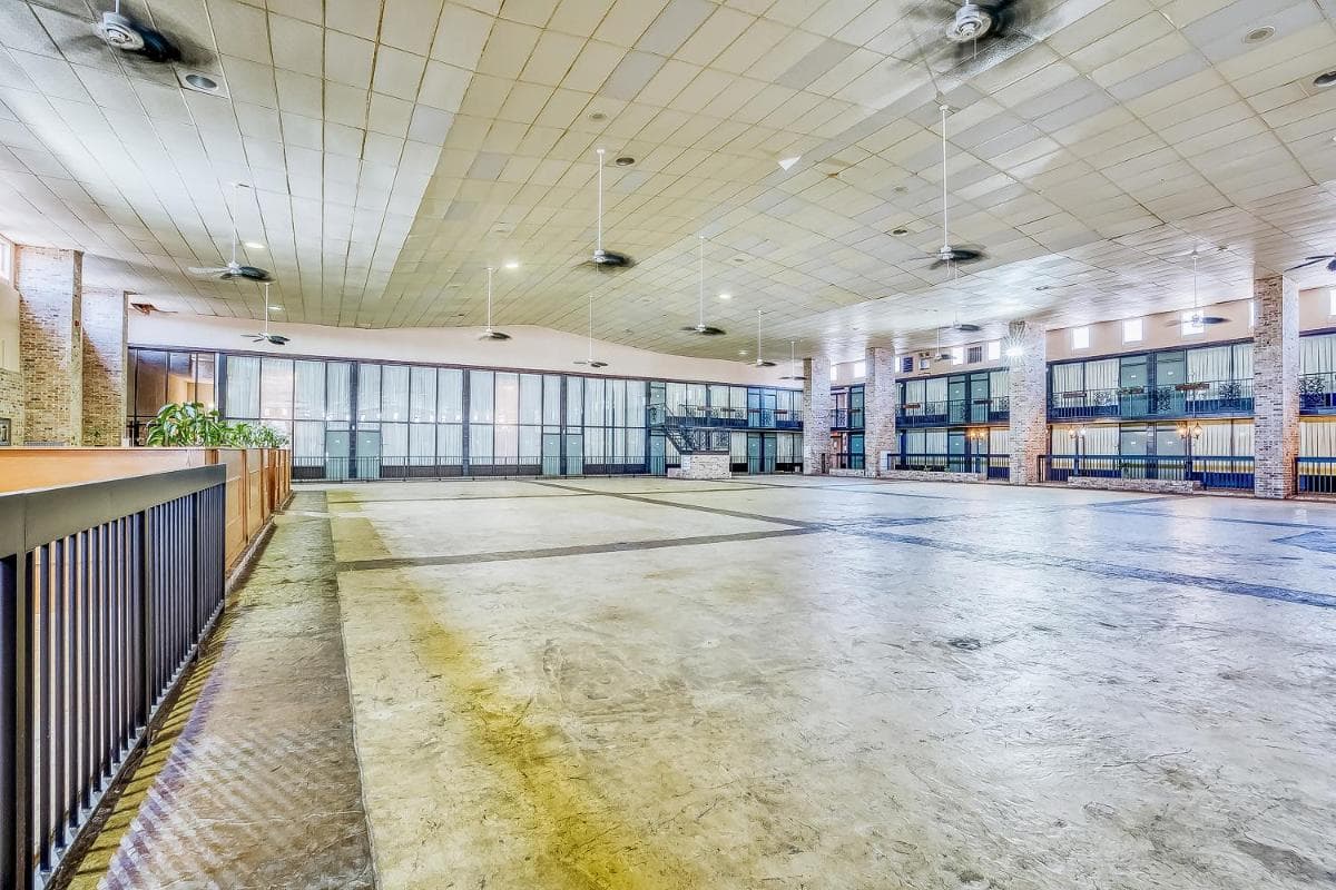 OYO Hotel Monroe LA I-20 gallery photo in Monroe, LA — image 39