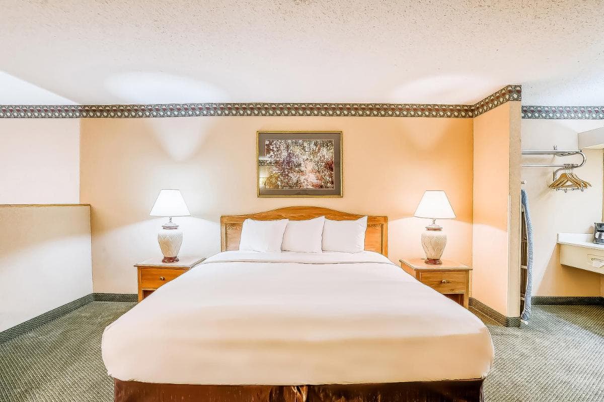 OYO Hotel Monroe LA I-20 gallery photo in Monroe, LA — image 13