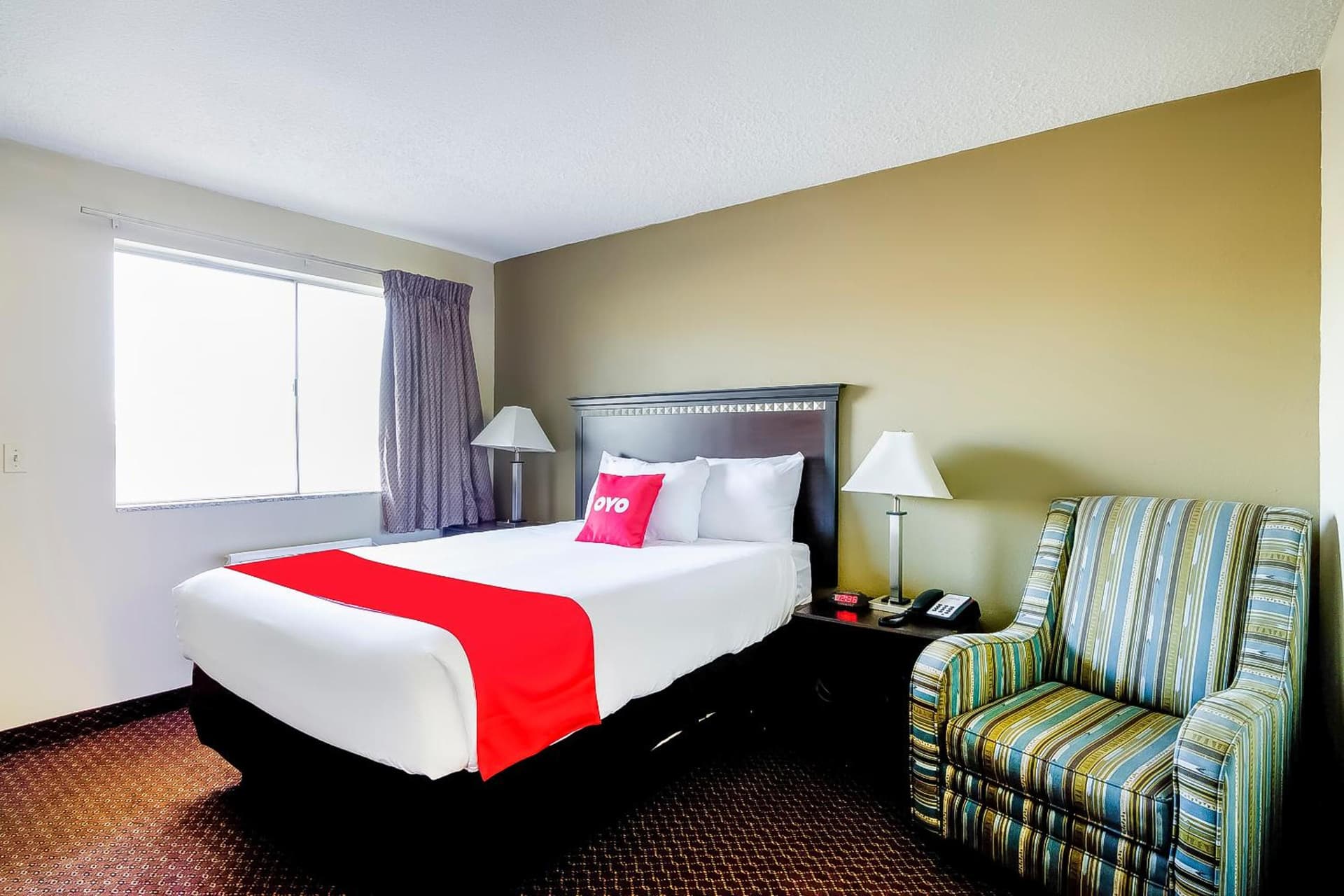 MHO Hotel Eloy Casa Grande near I-10 property views in Eloy, AZ — gallery photo 3