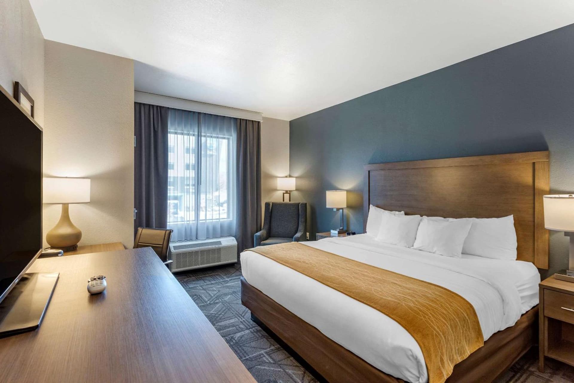 Comfort Inn & Suites Salt Lake City Airport gallery photo in Salt Lake City, UT — image 58