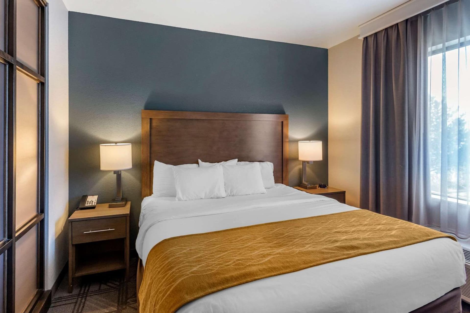 Comfort Inn & Suites Salt Lake City Airport gallery photo in Salt Lake City, UT — image 46