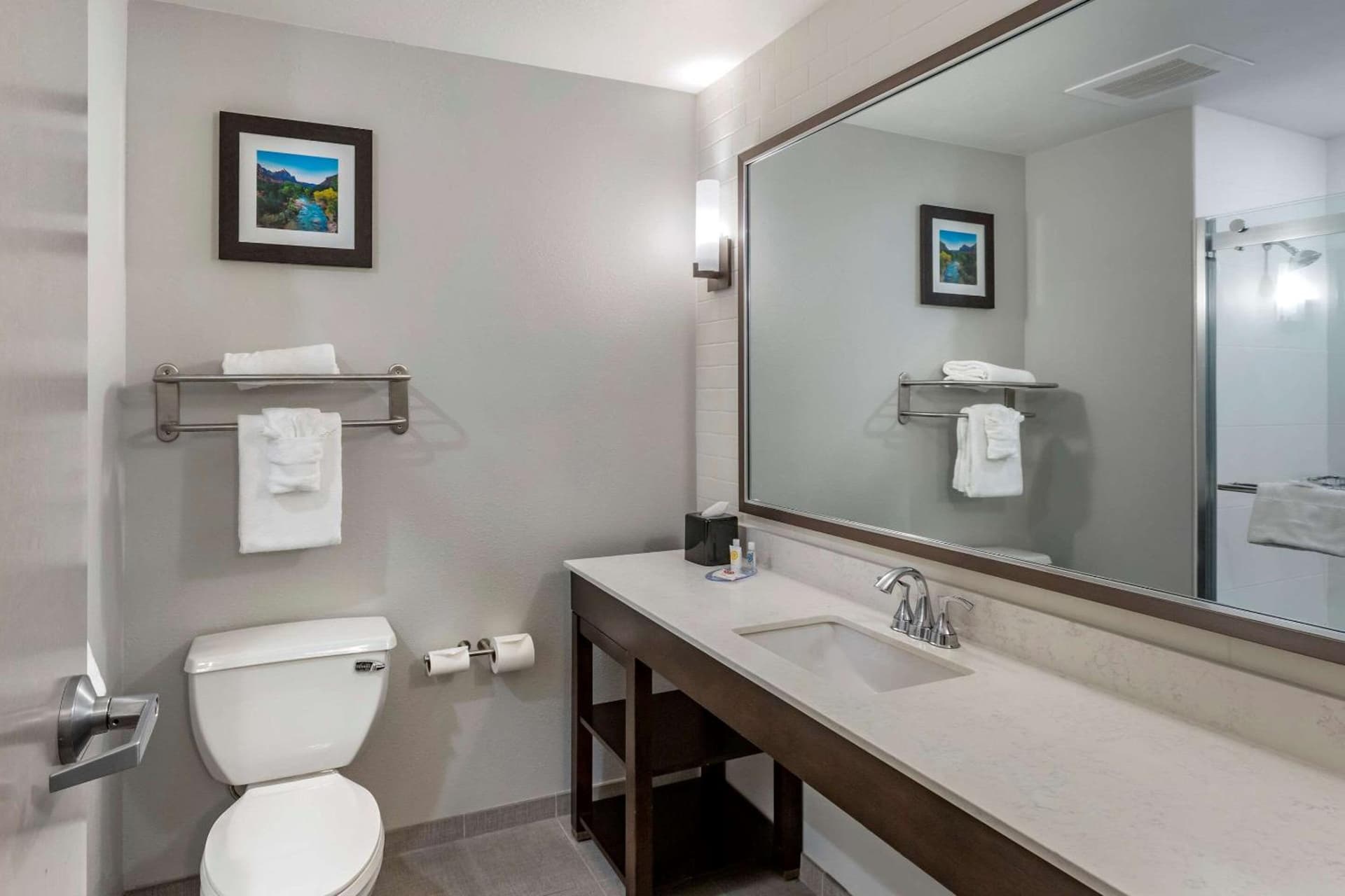 Comfort Inn & Suites Salt Lake City Airport gallery photo in Salt Lake City, UT — image 38