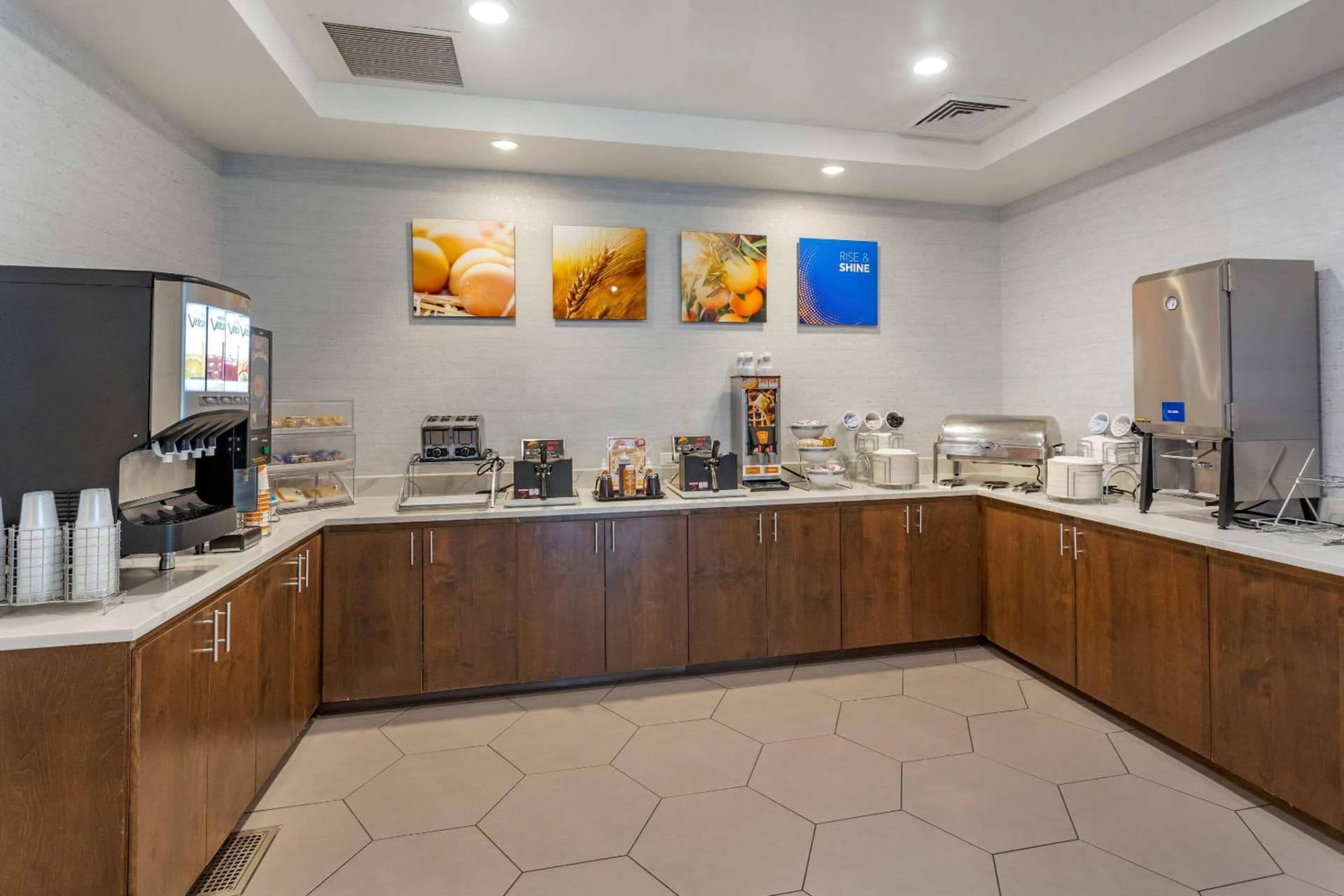Comfort Inn & Suites Salt Lake City Airport gallery photo in Salt Lake City, UT — image 17