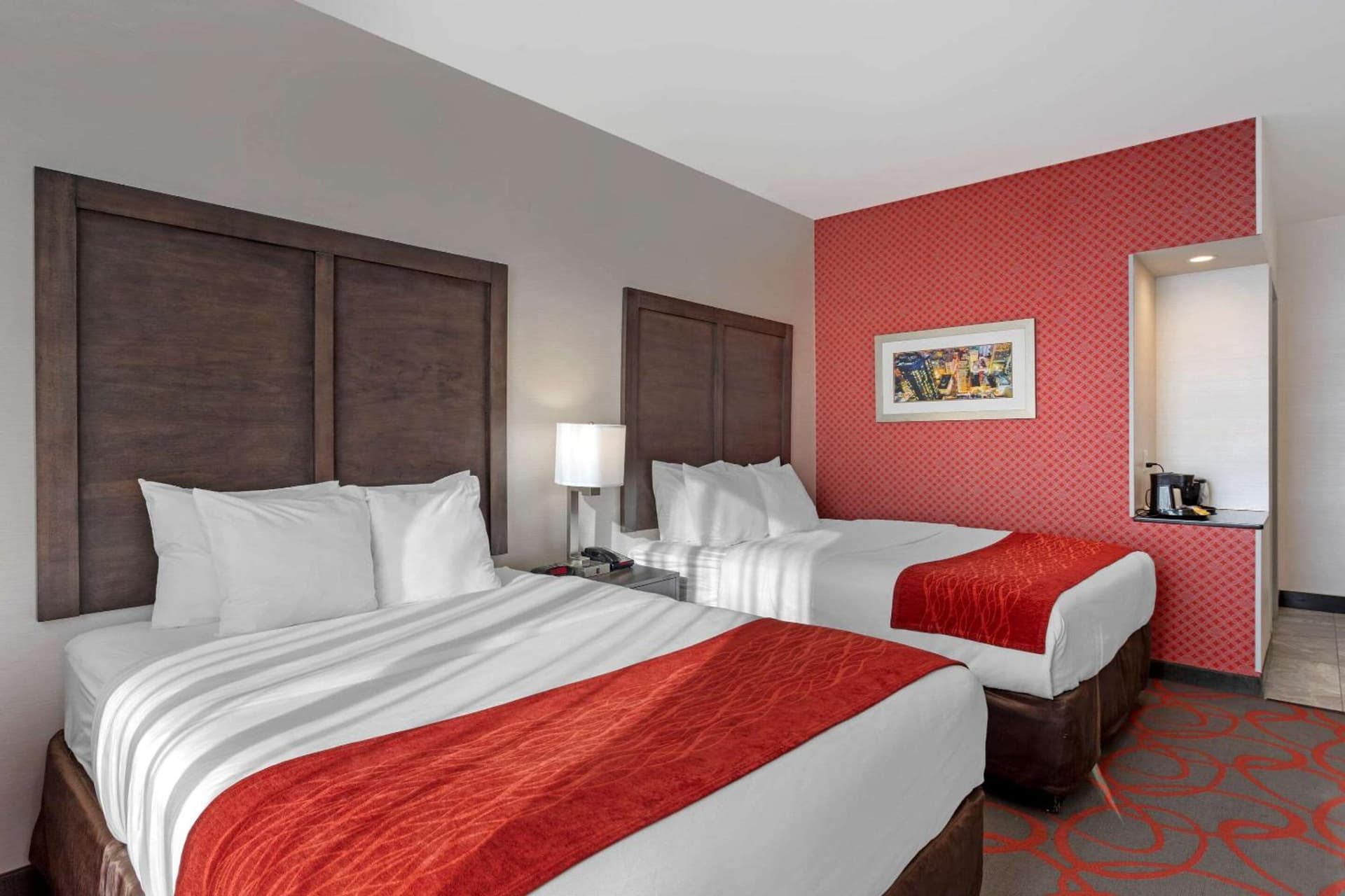 Comfort Inn & Suites near Stadium gallery photo in Bronx, NY — image 5