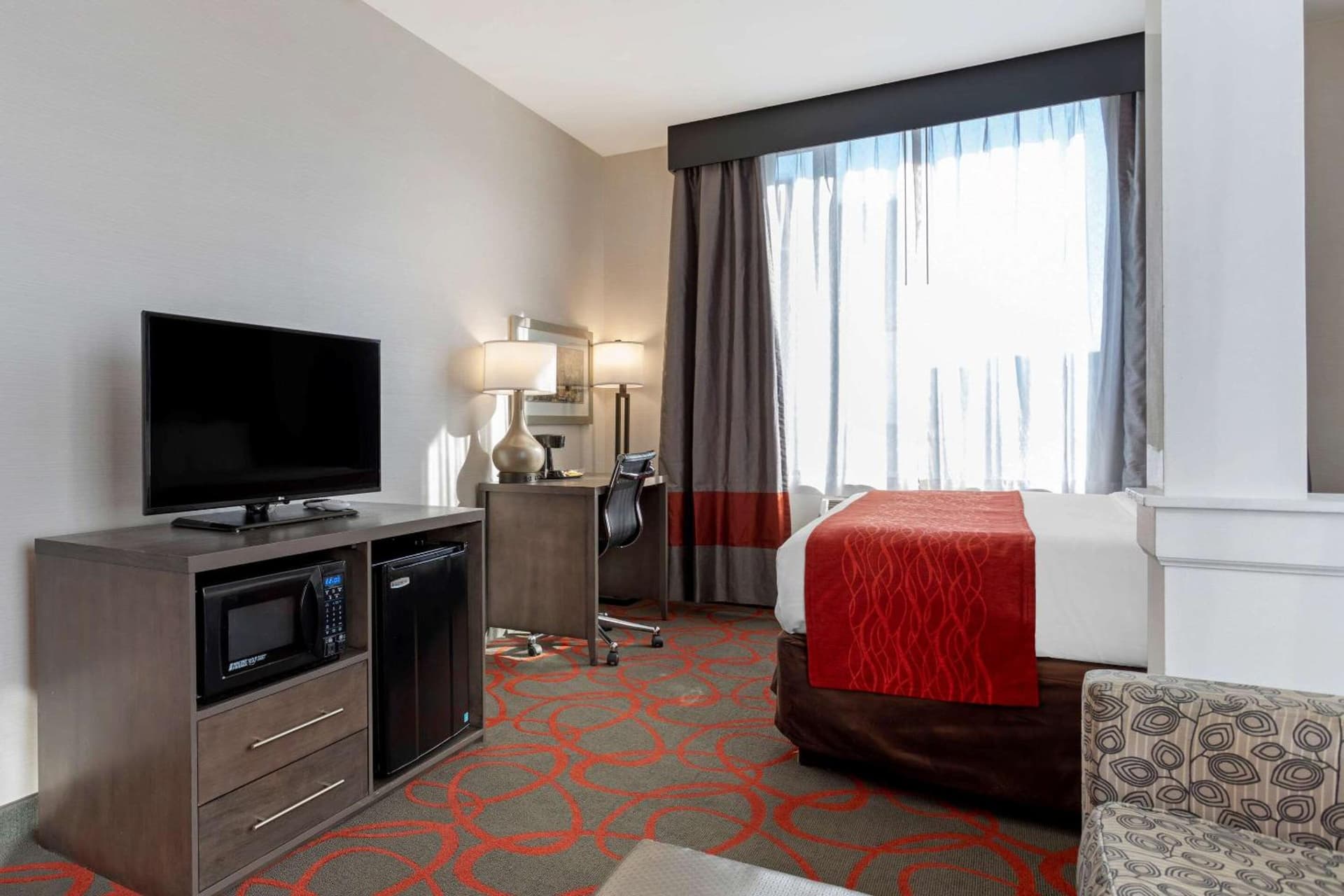 Comfort Inn & Suites near Stadium gallery photo in Bronx, NY — image 29