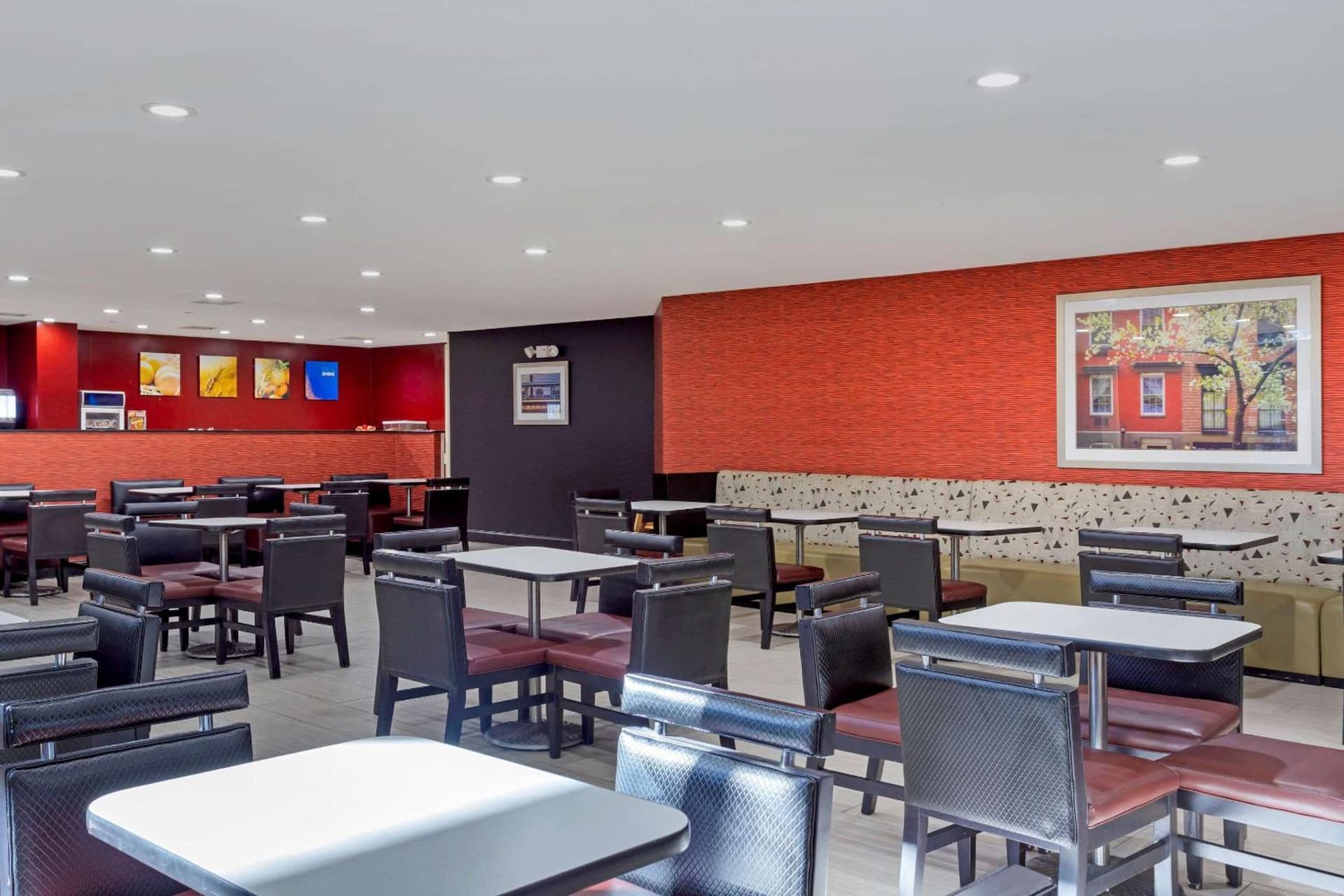 Comfort Inn & Suites near Stadium gallery photo in Bronx, NY — image 27