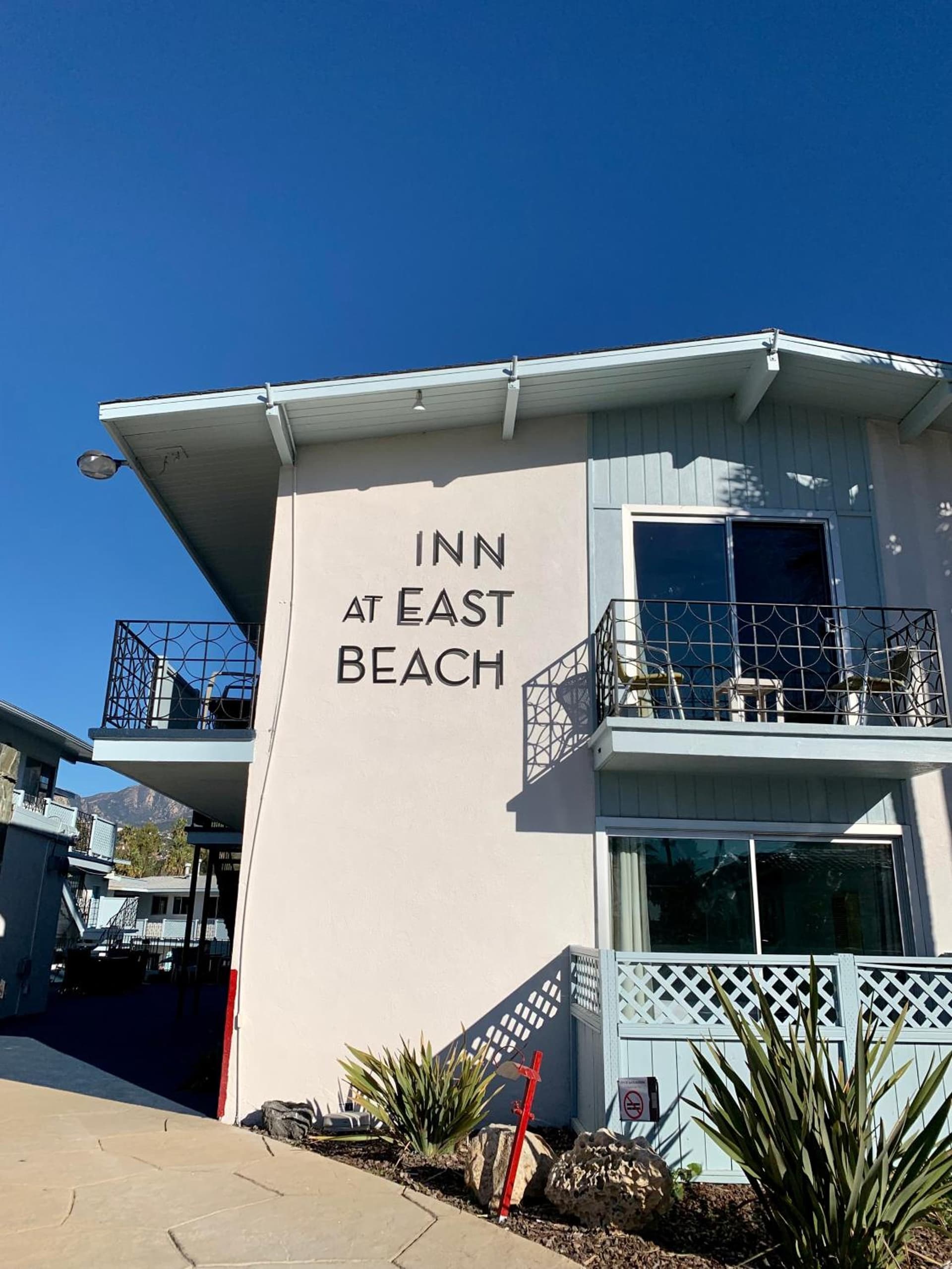 Inn at East Beach gallery photo in Santa Barbara, CA — image 16