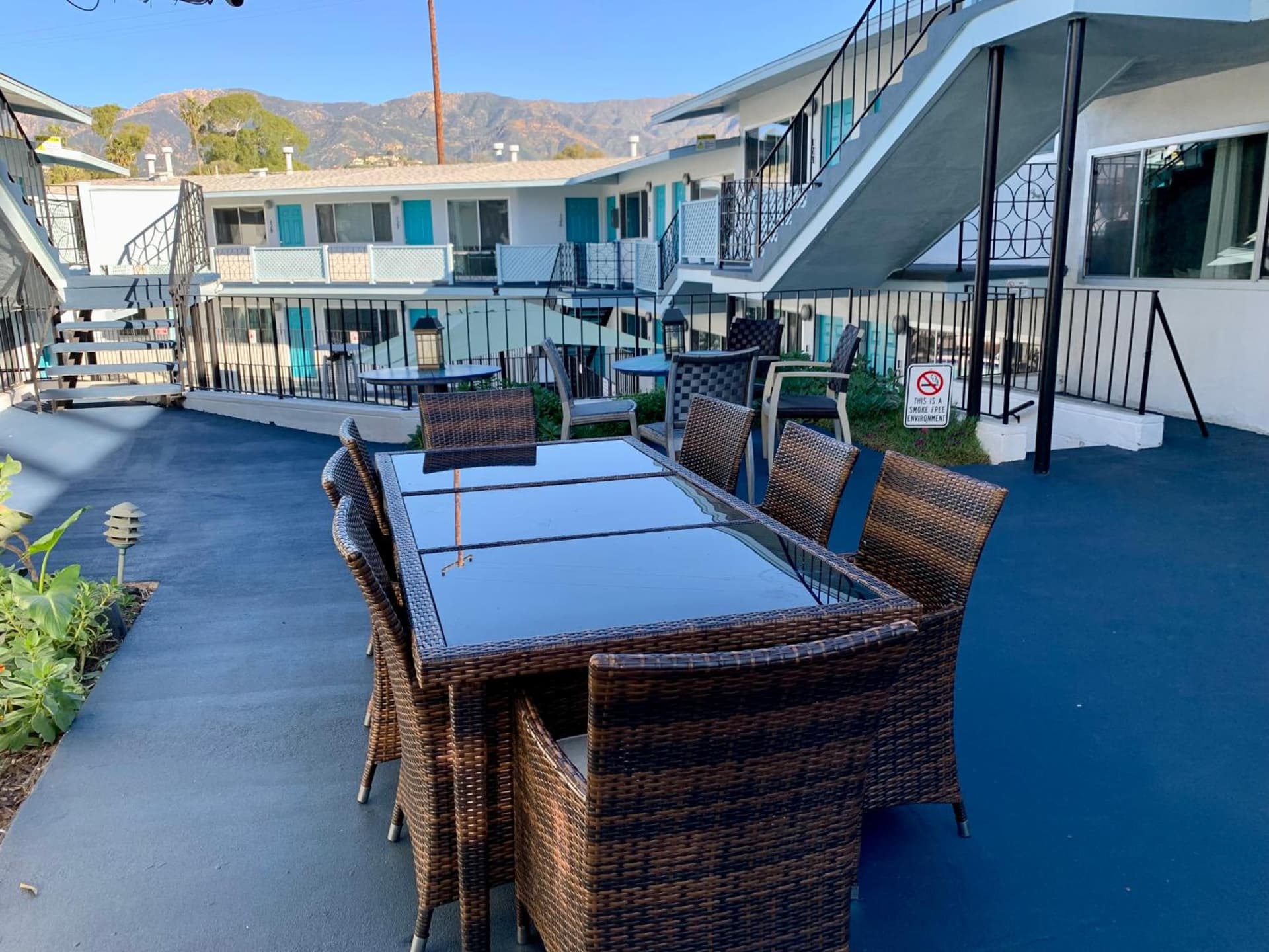 Inn at East Beach property views in Santa Barbara, CA — gallery photo 3