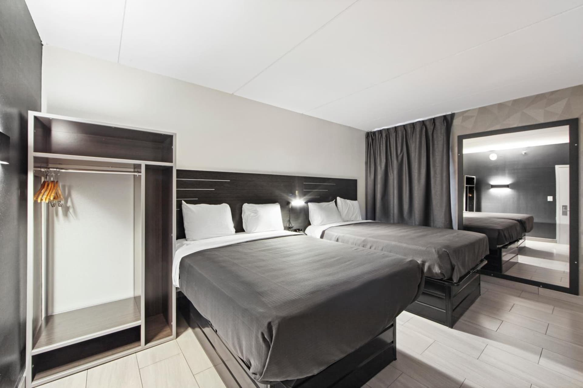 Casa Azul Hotel Blu JFK gallery photo in Queens Village, NY — image 10