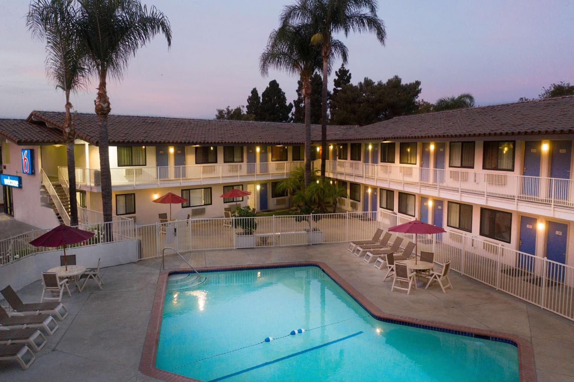 Motel 6-Camarillo, CA interior in Camarillo, CA — gallery photo 2