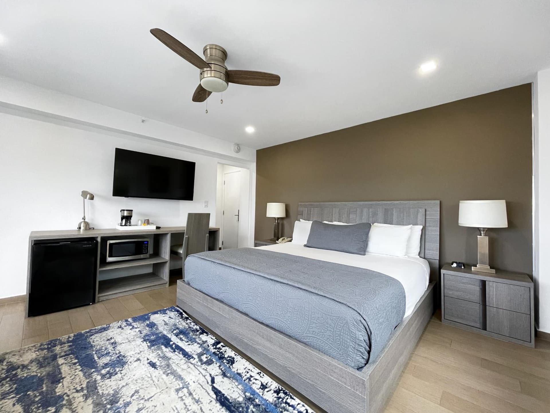 Hotel Sheldon gallery photo in Hollywood, FL — image 53