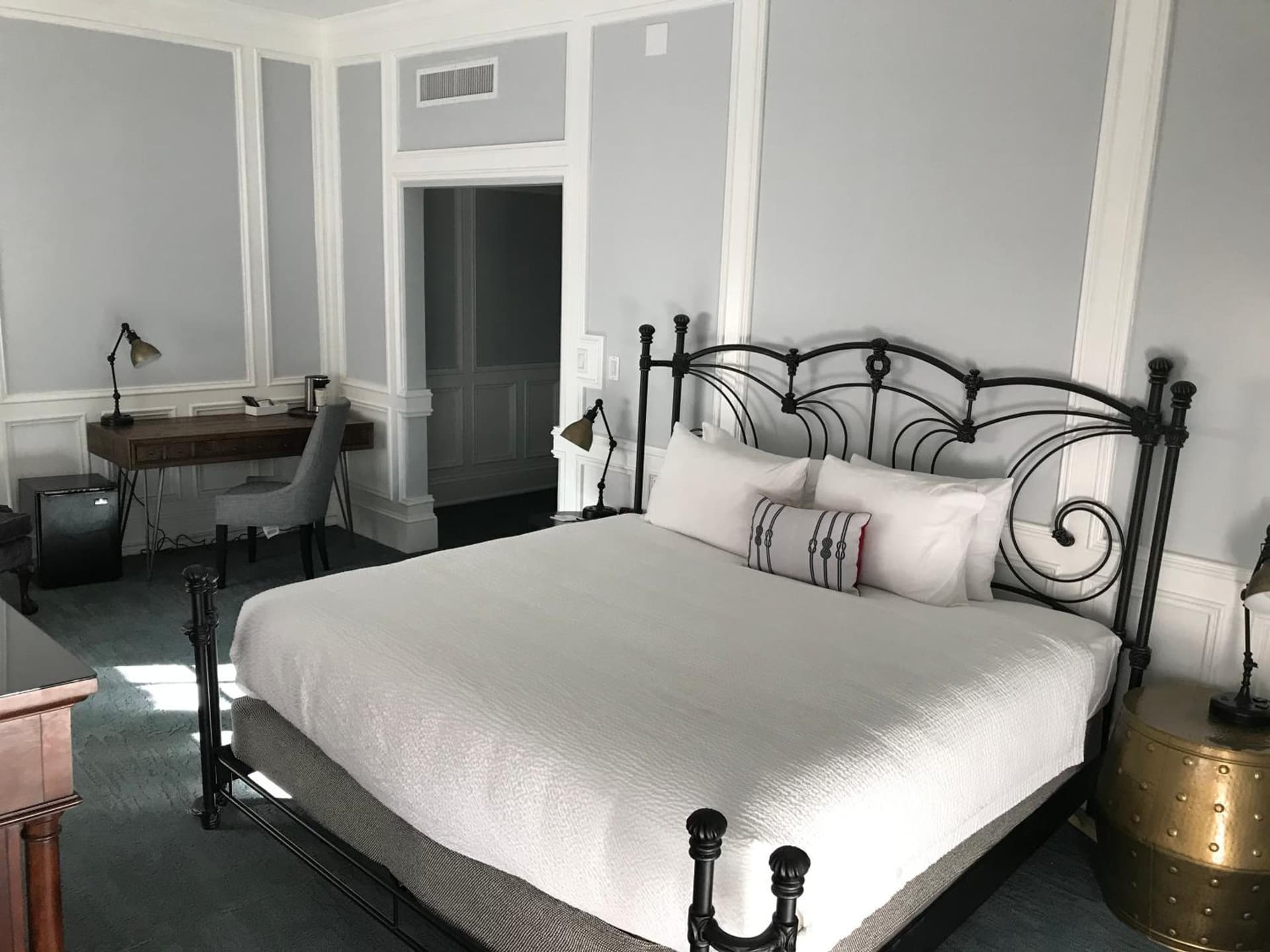 River Street Inn interior in Savannah, GA — gallery photo 2