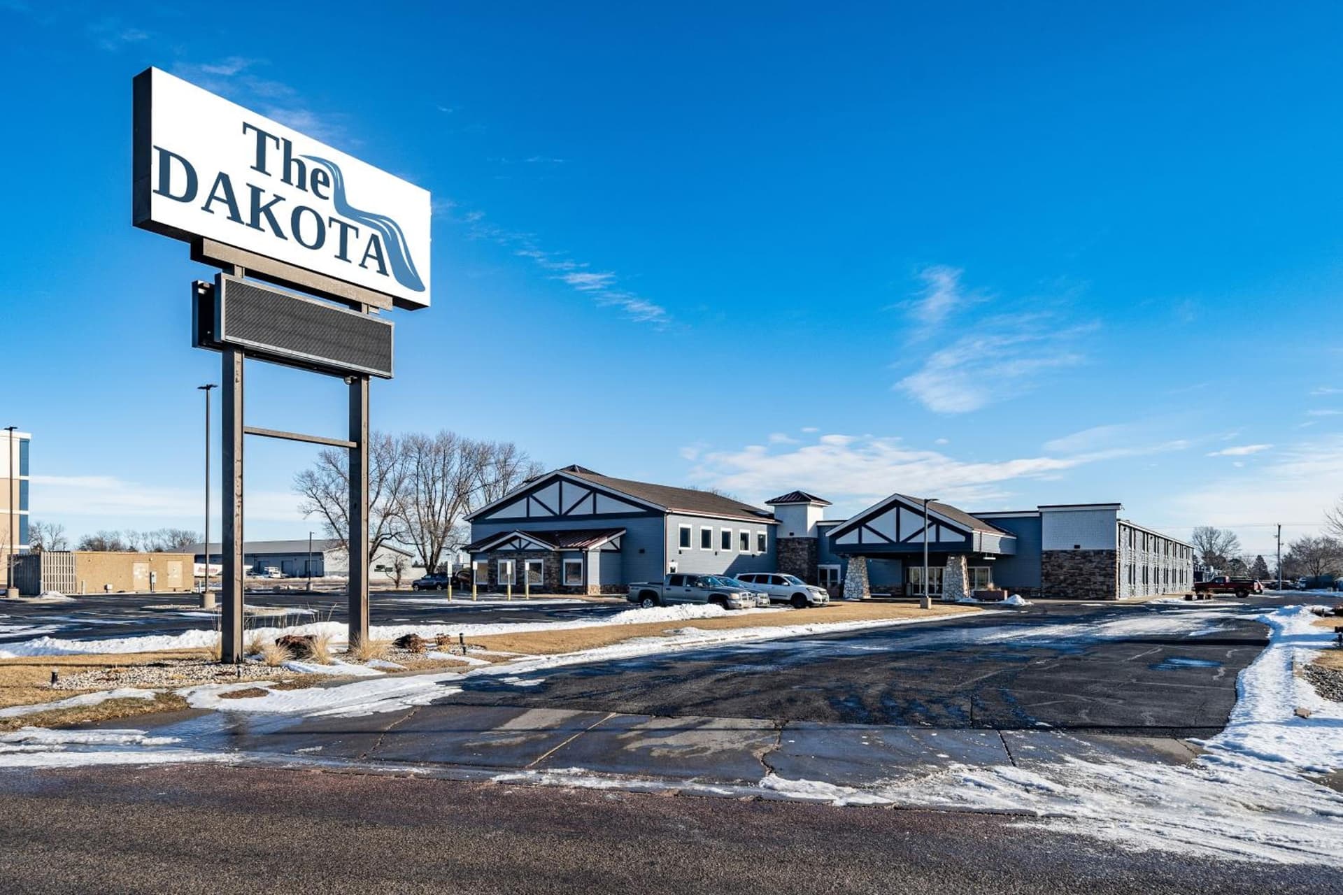 The Dakota featured exterior or lobby in Sioux Falls, SD — similar hotel