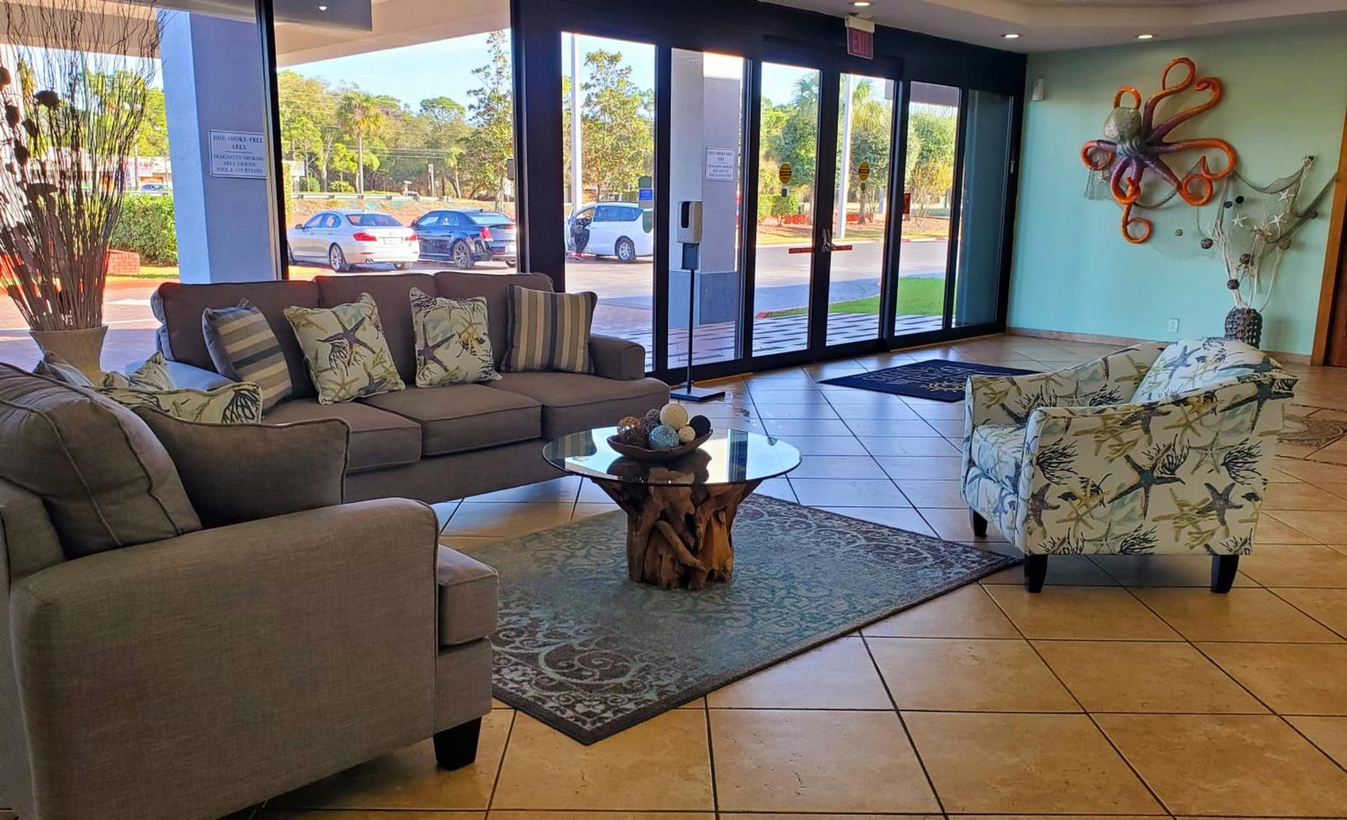 Vero Beach Inn & Suites Vero Beach I-95 gallery photo in Vero Beach, FL — image 13