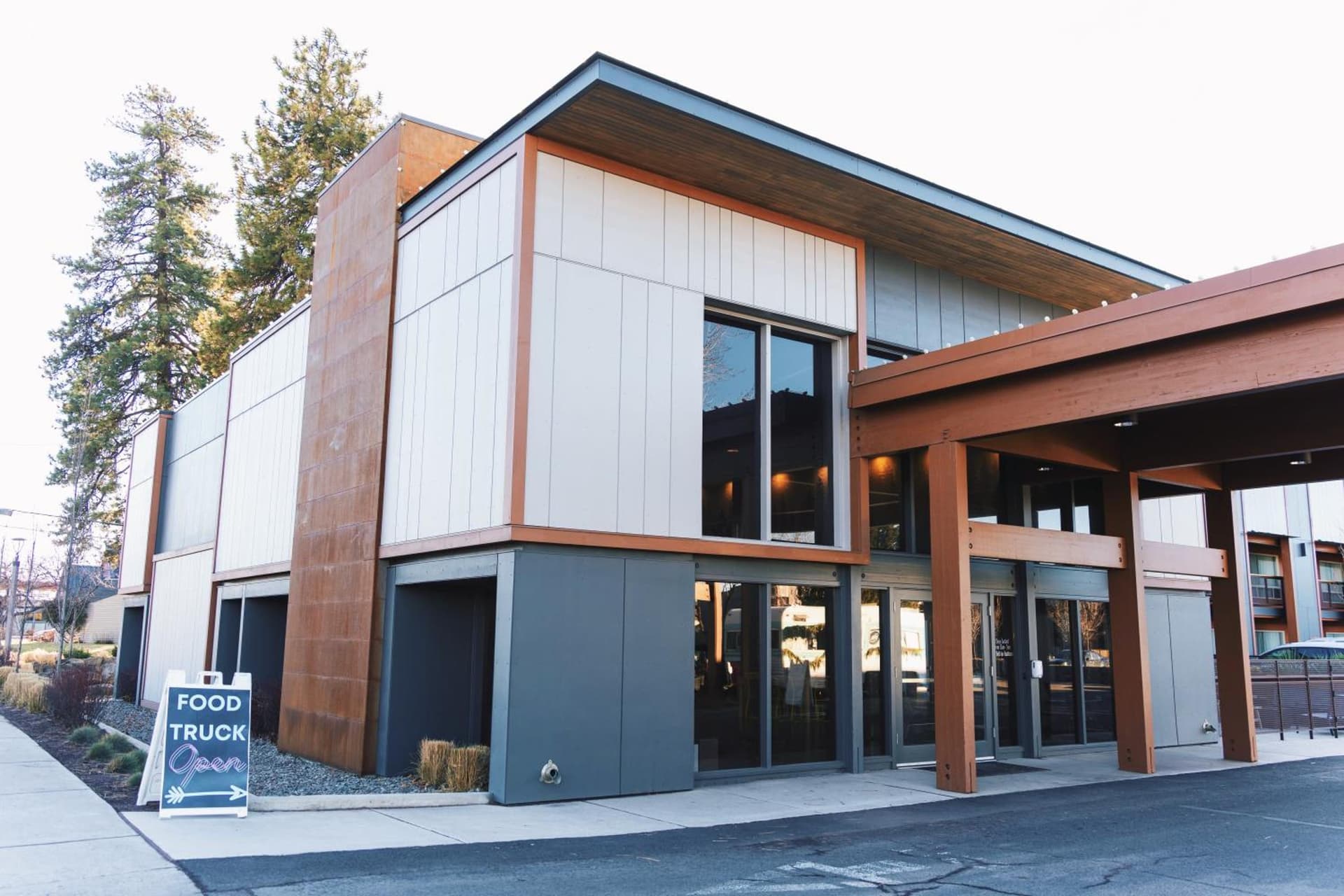 Waypoint Hotel gallery photo in Bend, OR — image 67