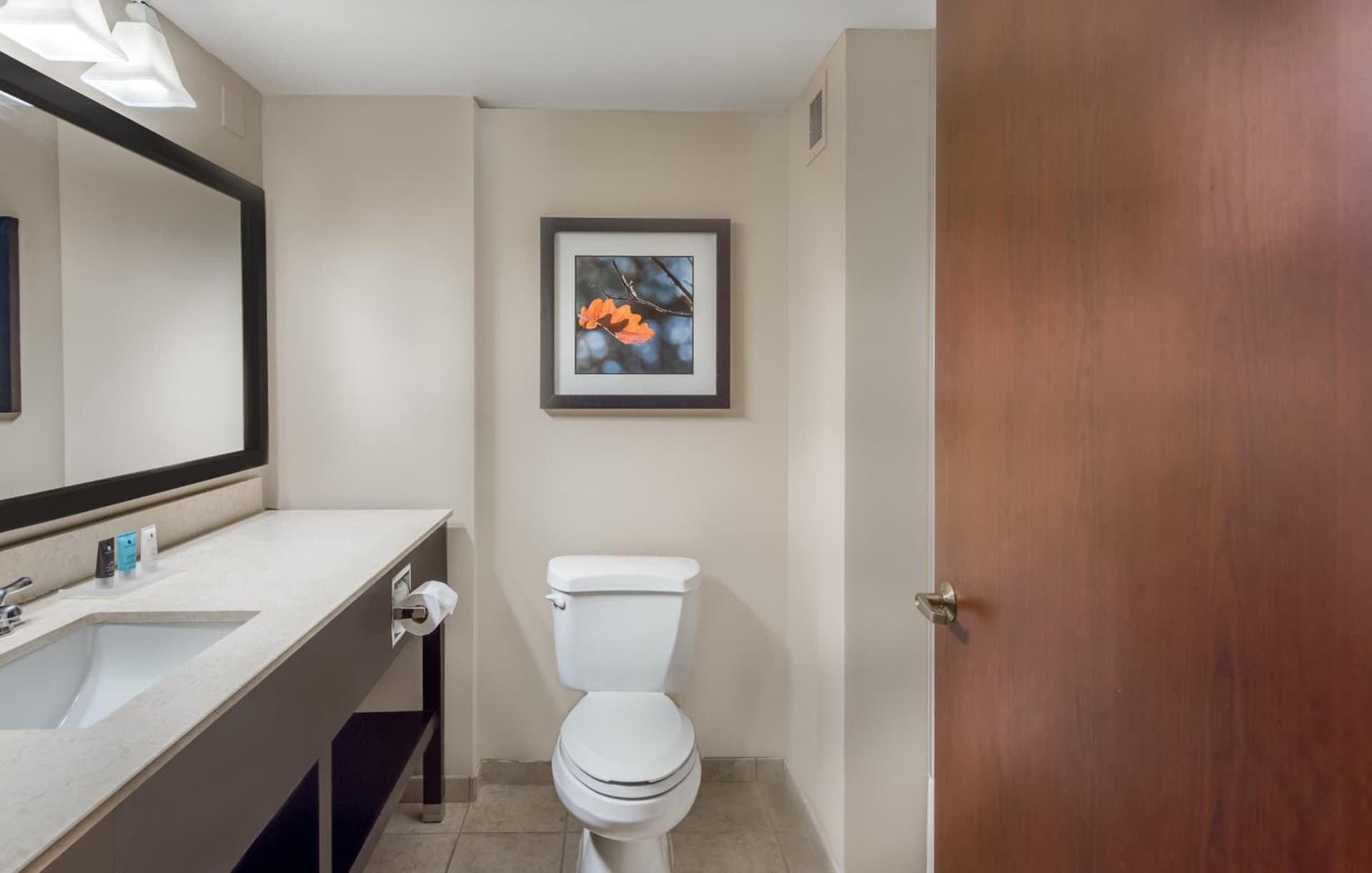 Crowne Plaza Cleveland at Playhouse Square by IHG gallery photo in Cleveland, OH — image 84