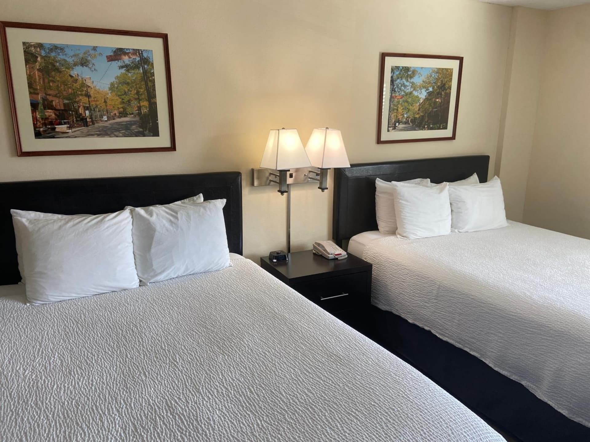 University Inn Duke gallery photo in Durham, NC — image 17