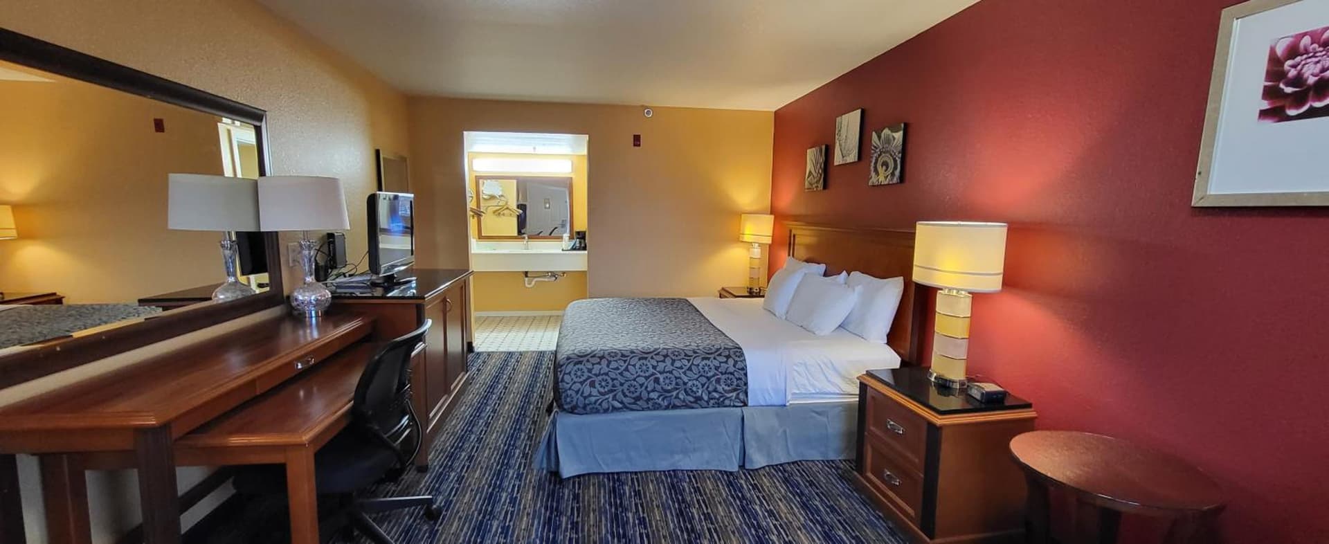 Olympic Inn & Suites Port Angeles gallery photo in Port Angeles, WA — image 12