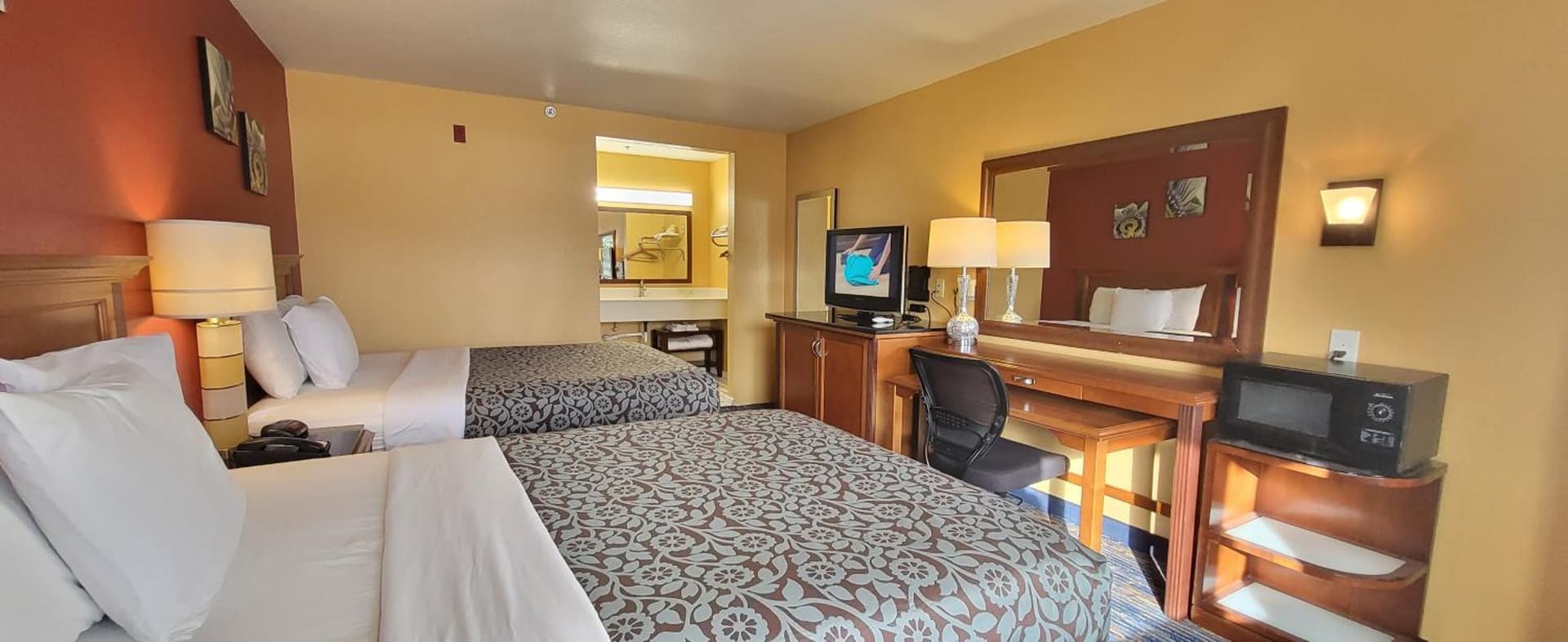Olympic Inn & Suites Port Angeles gallery photo in Port Angeles, WA — image 8