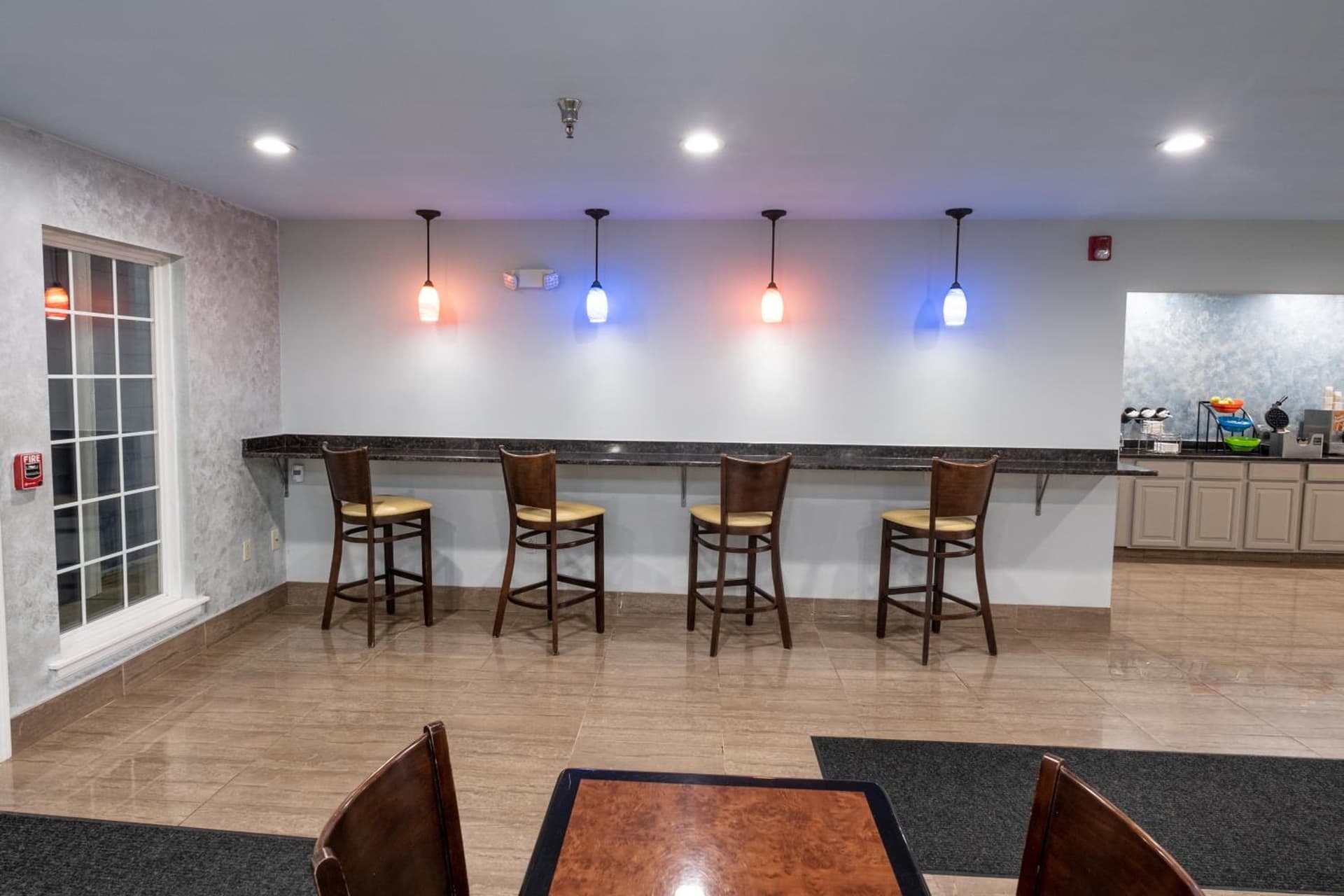 Hilltop Inn & Suites, near Foxwoods Casino gallery photo in North Stonington — image 15