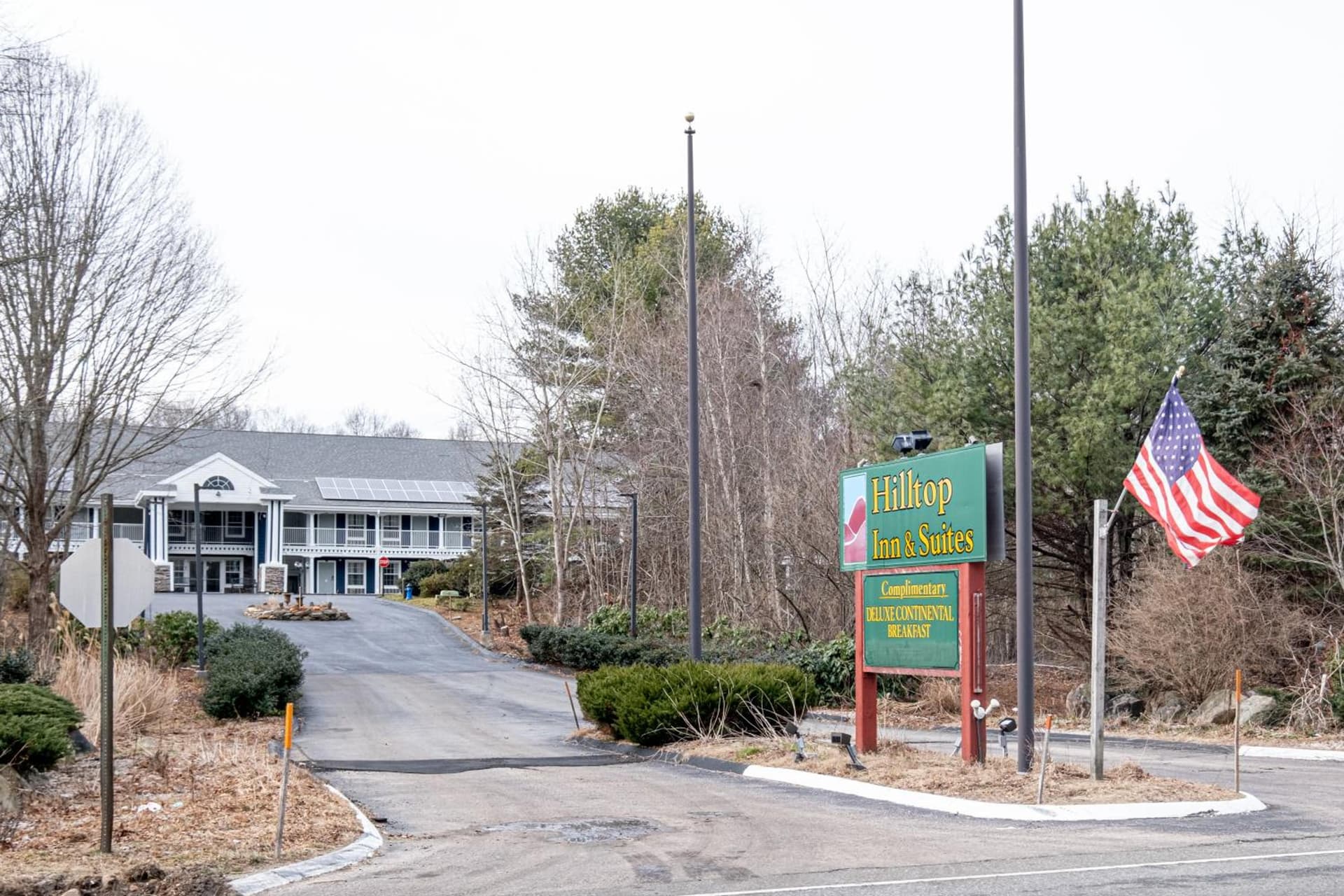 Hilltop Inn & Suites, near Foxwoods Casino gallery photo in North Stonington — image 23