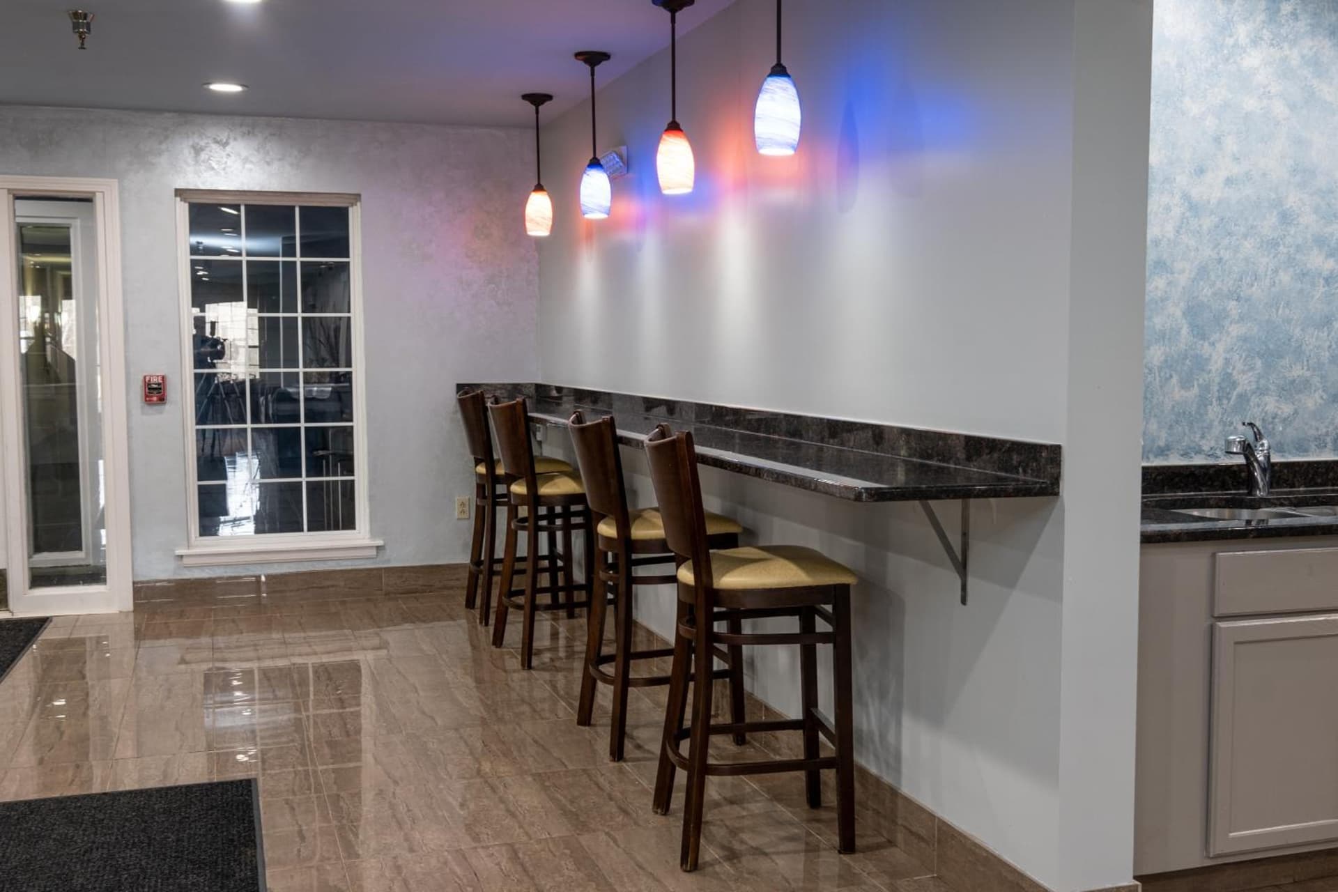 Hilltop Inn & Suites, near Foxwoods Casino gallery photo in North Stonington — image 24