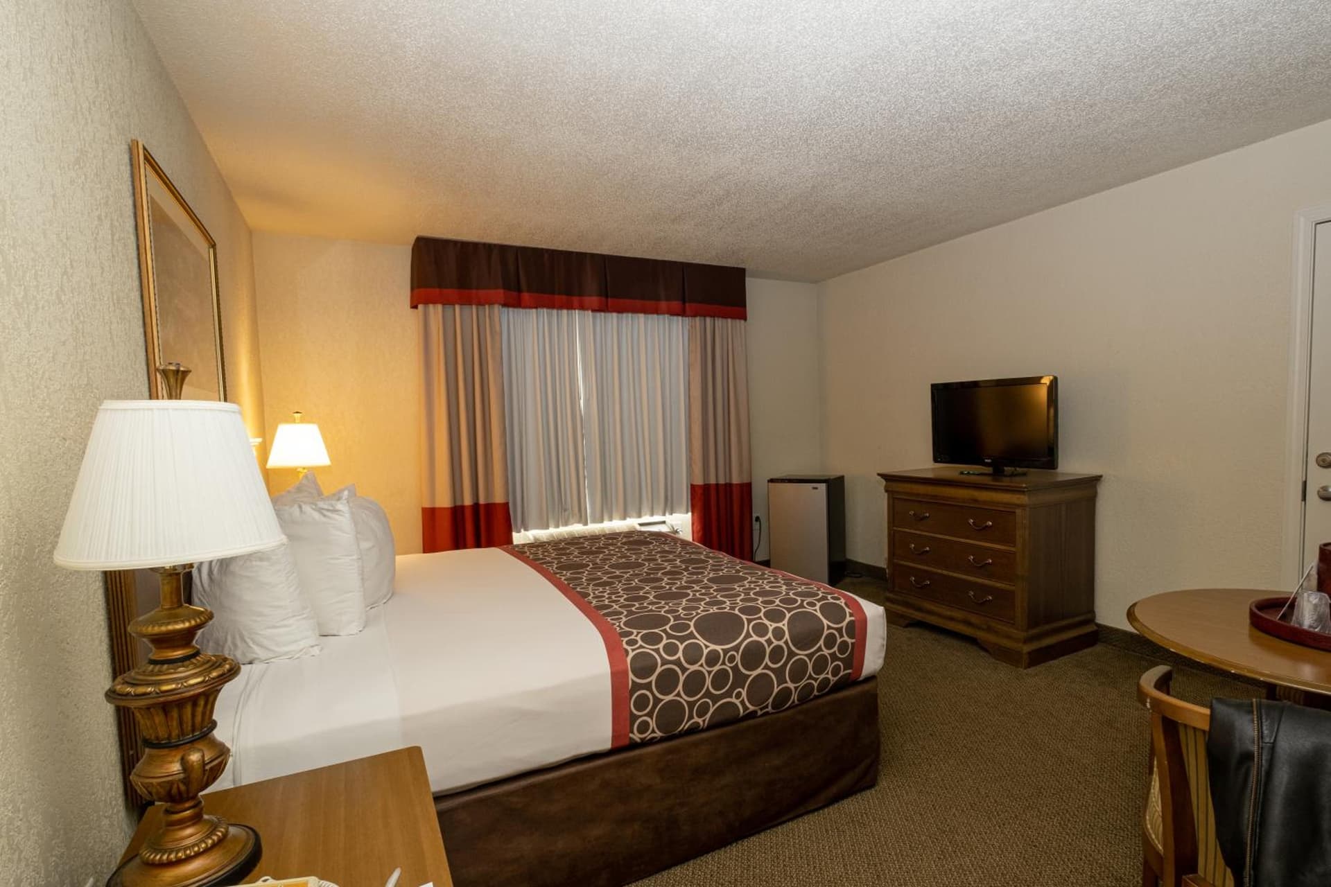 Hilltop Inn & Suites, near Foxwoods Casino gallery photo in North Stonington — image 55