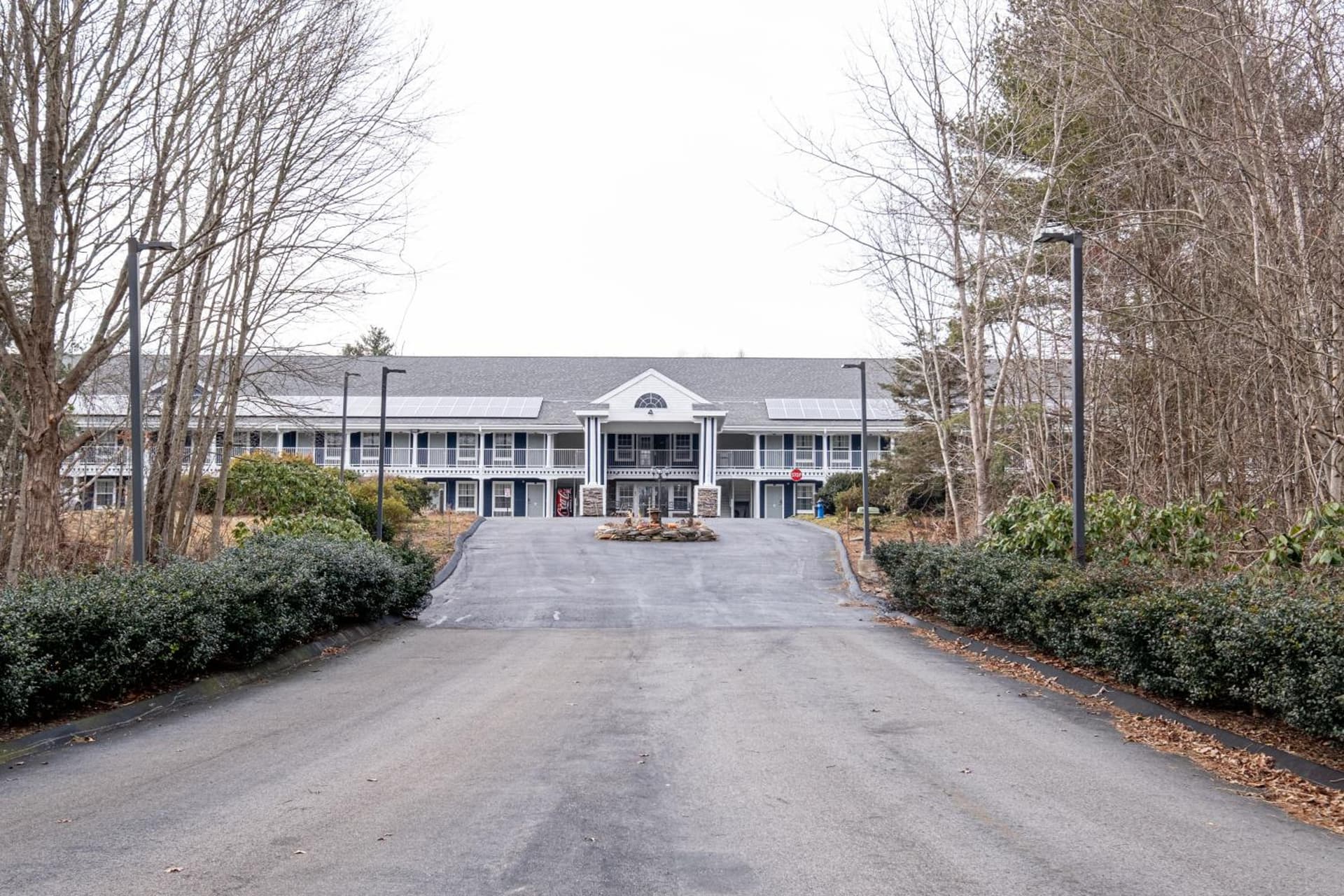 Hilltop Inn & Suites, near Foxwoods Casino gallery photo in North Stonington — image 50
