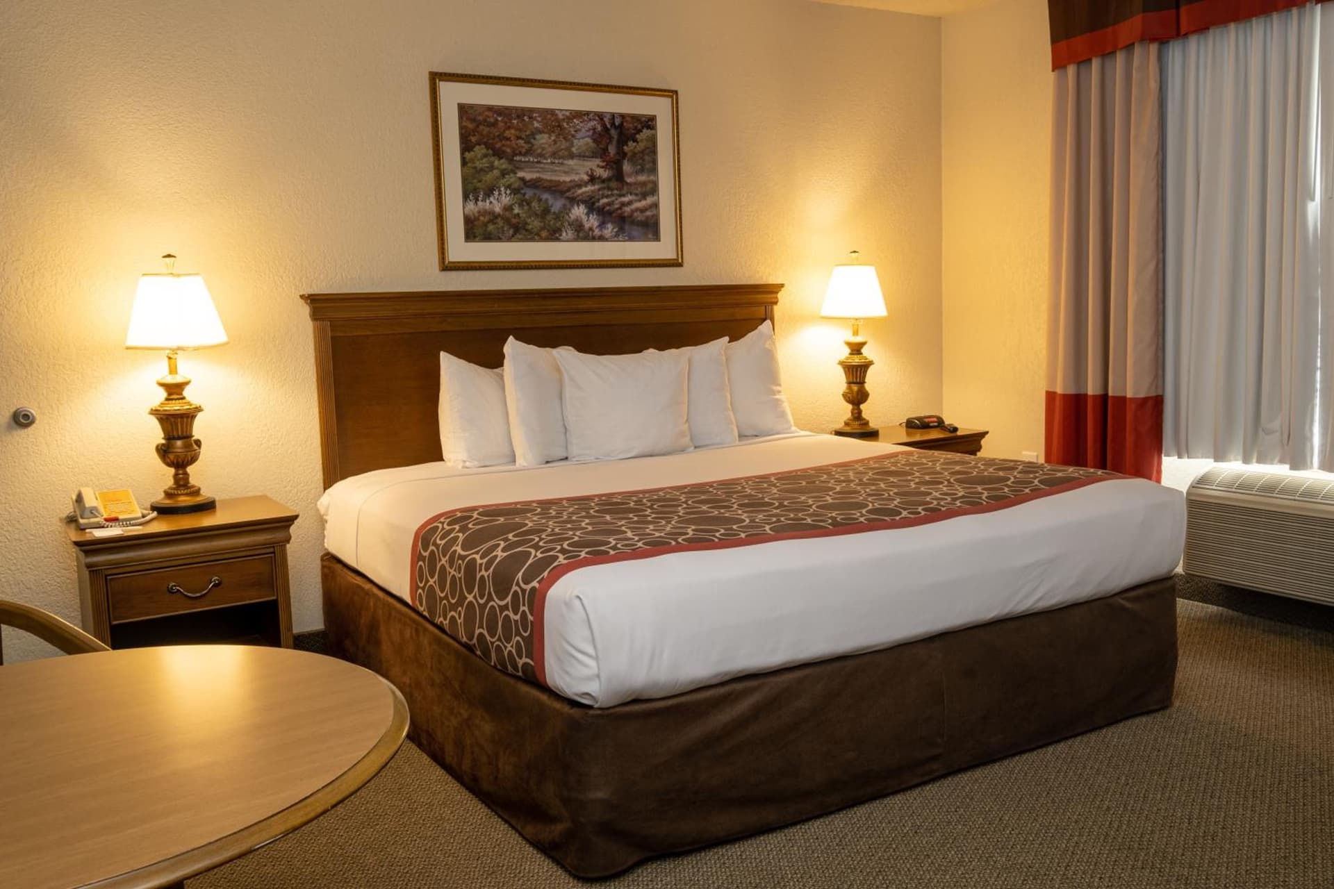 Hilltop Inn & Suites, near Foxwoods Casino gallery photo in North Stonington — image 36