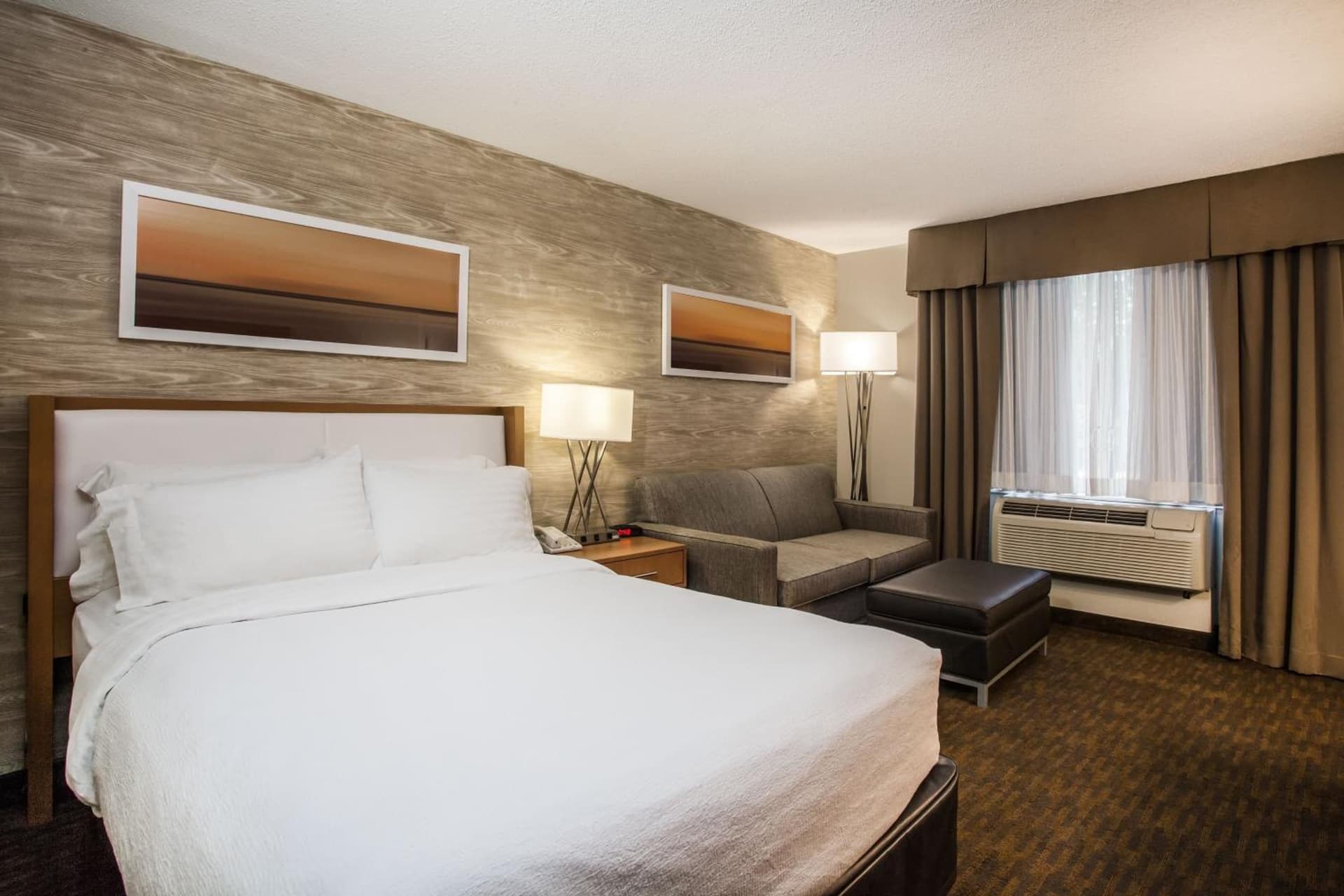 Holiday Inn Saratoga Springs by IHG gallery photo in Saratoga Springs, NY — image 30