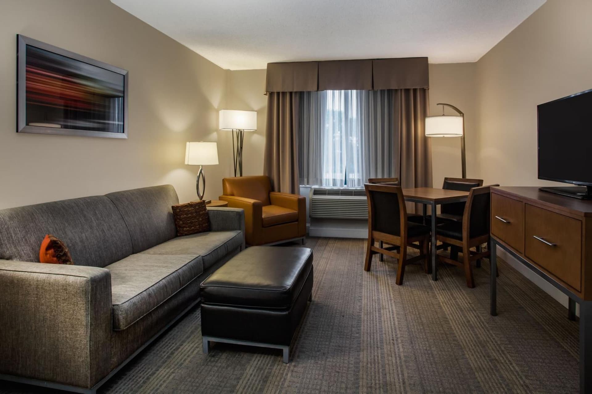 Holiday Inn Saratoga Springs by IHG gallery photo in Saratoga Springs, NY — image 17