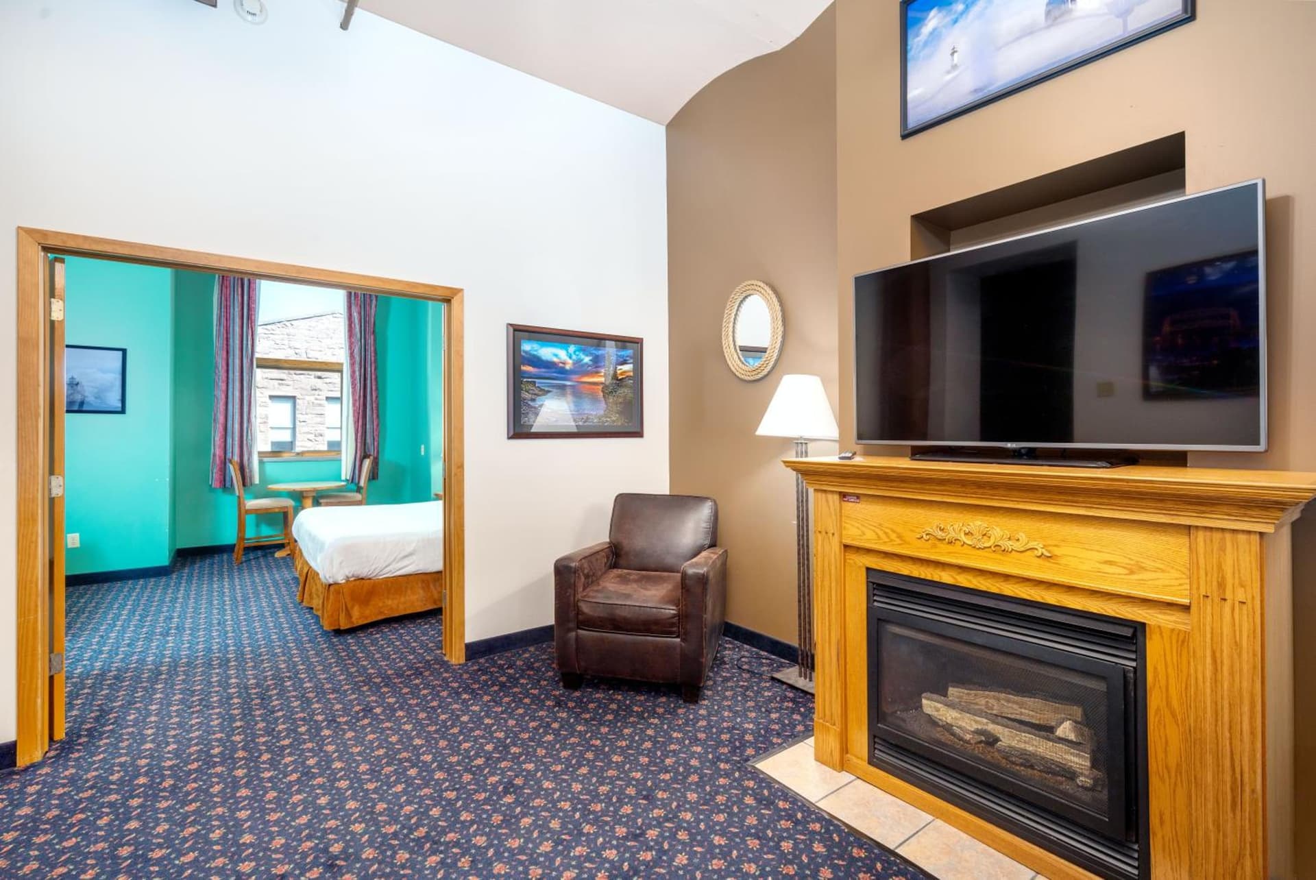 The Suites Hotel at Waterfront Plaza gallery photo in Duluth, MN — image 36