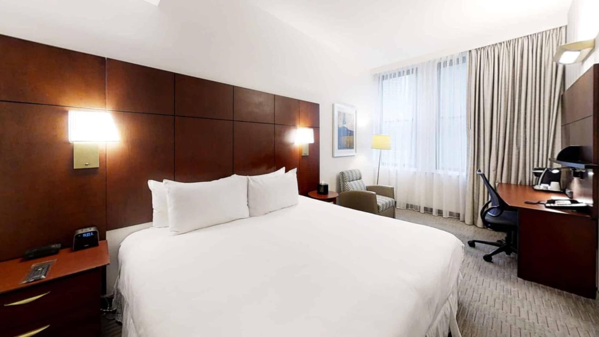 Club Quarters Hotel Wacker at Michigan, Chicago gallery photo in Chicago, IL — image 31